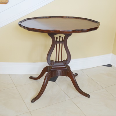 Oval Lyre Mahogany Side Table by Mersman EBTH