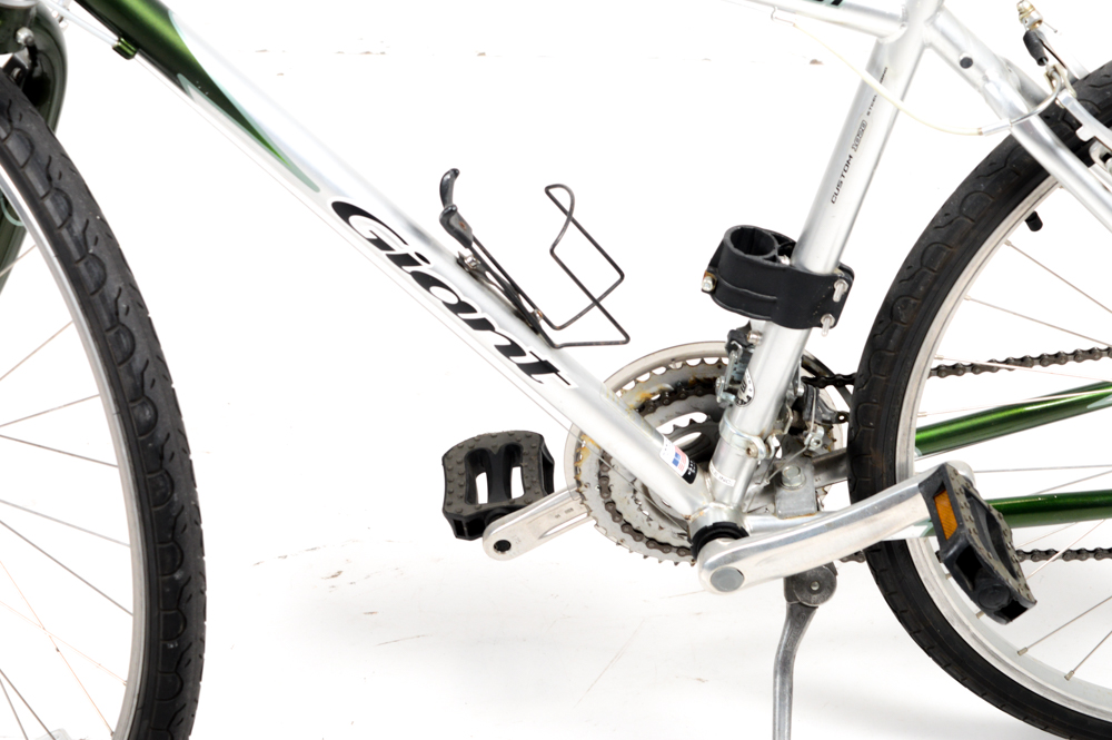 Men's Giant Cypress ST 21Speed Bicycle EBTH