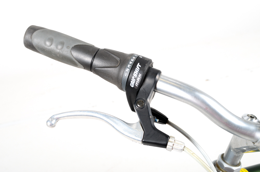 Men's Giant Cypress ST 21Speed Bicycle EBTH