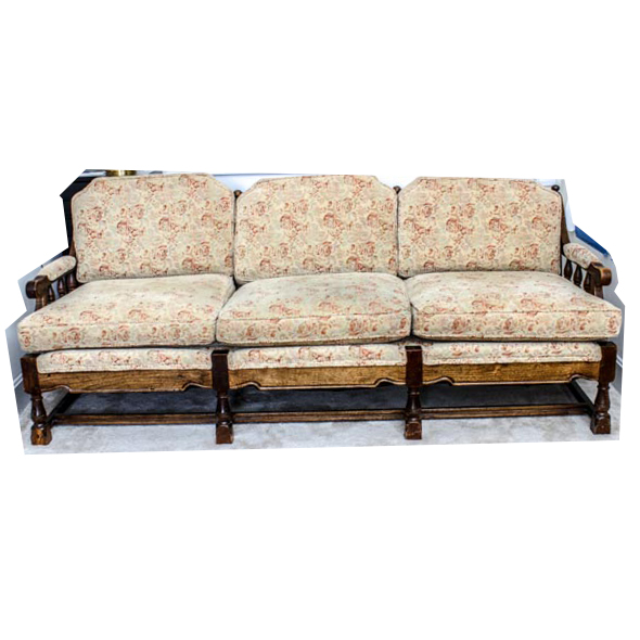 Colonial Style Sofa | EBTH
