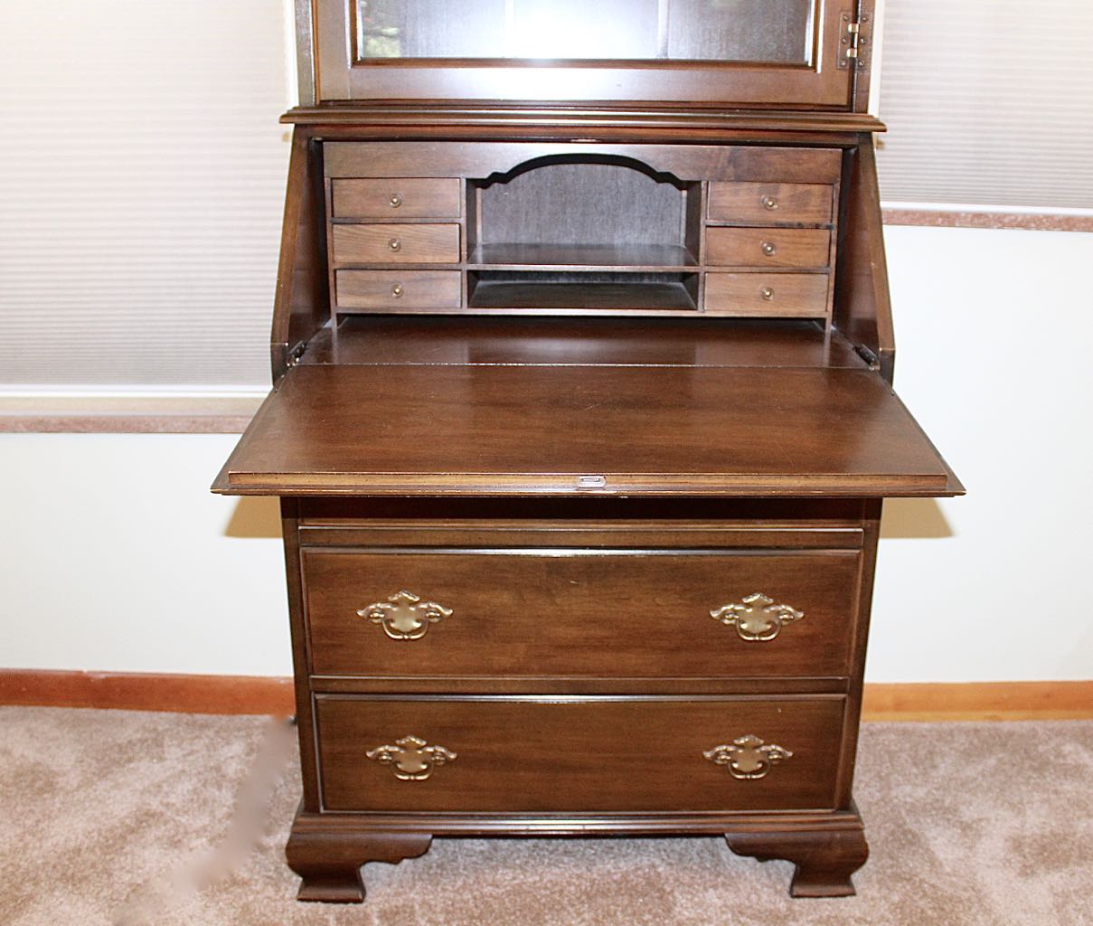 Jasper Secretary Desk with Display EBTH