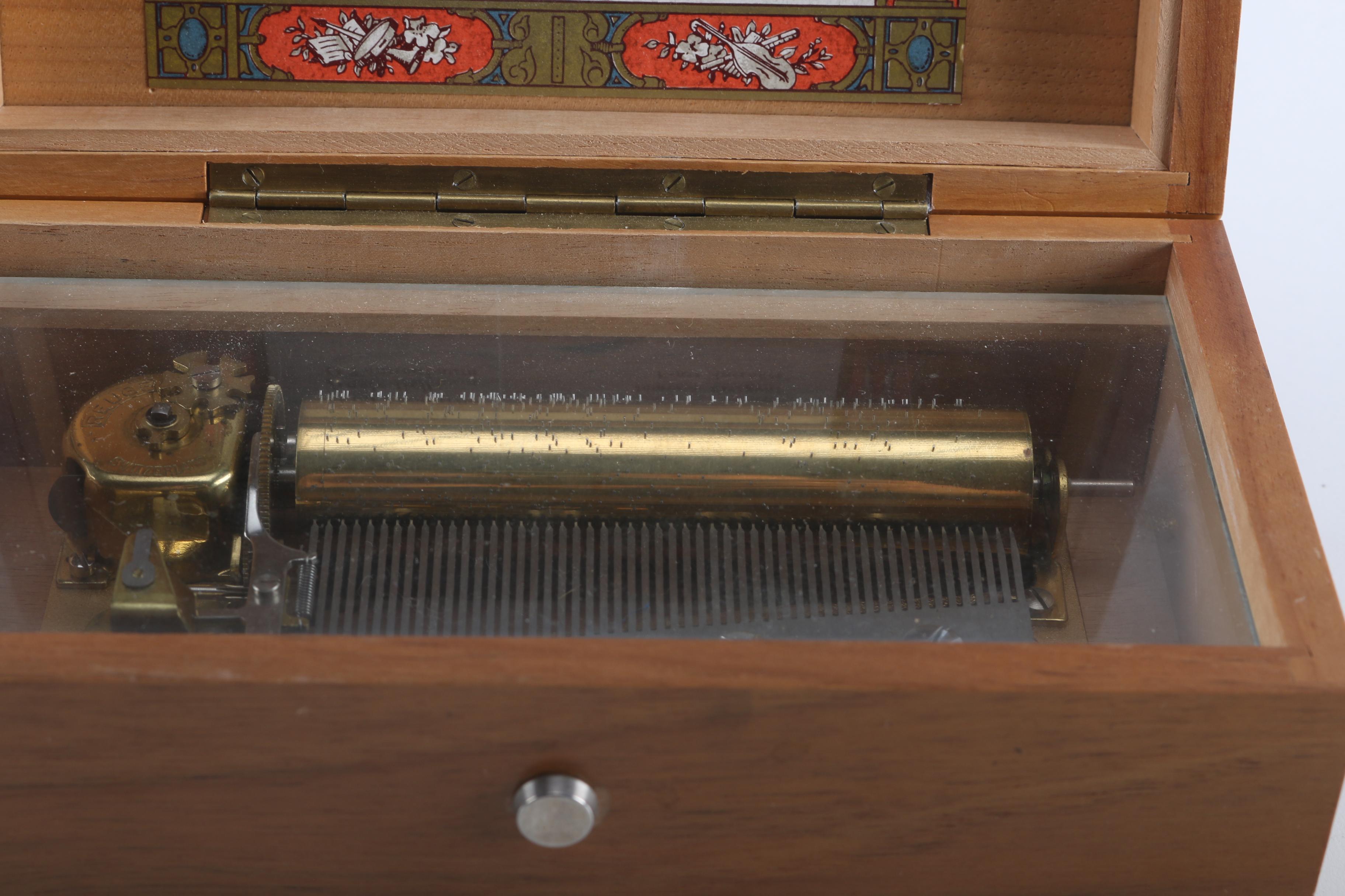 Reuge SainteCroix Music Box with Christmas Songs EBTH