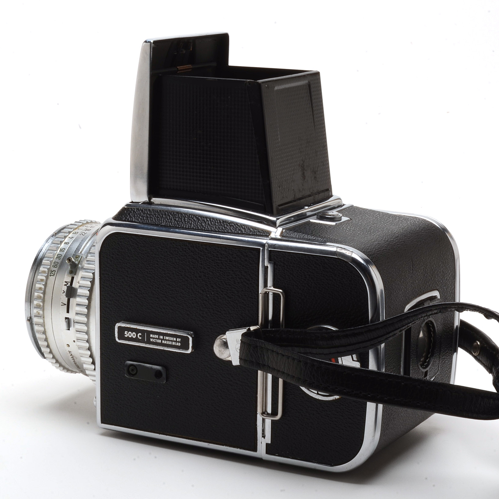 Hasselblad 500C SLR, 80MM lens, Viewfinder and Camera Bag EBTH