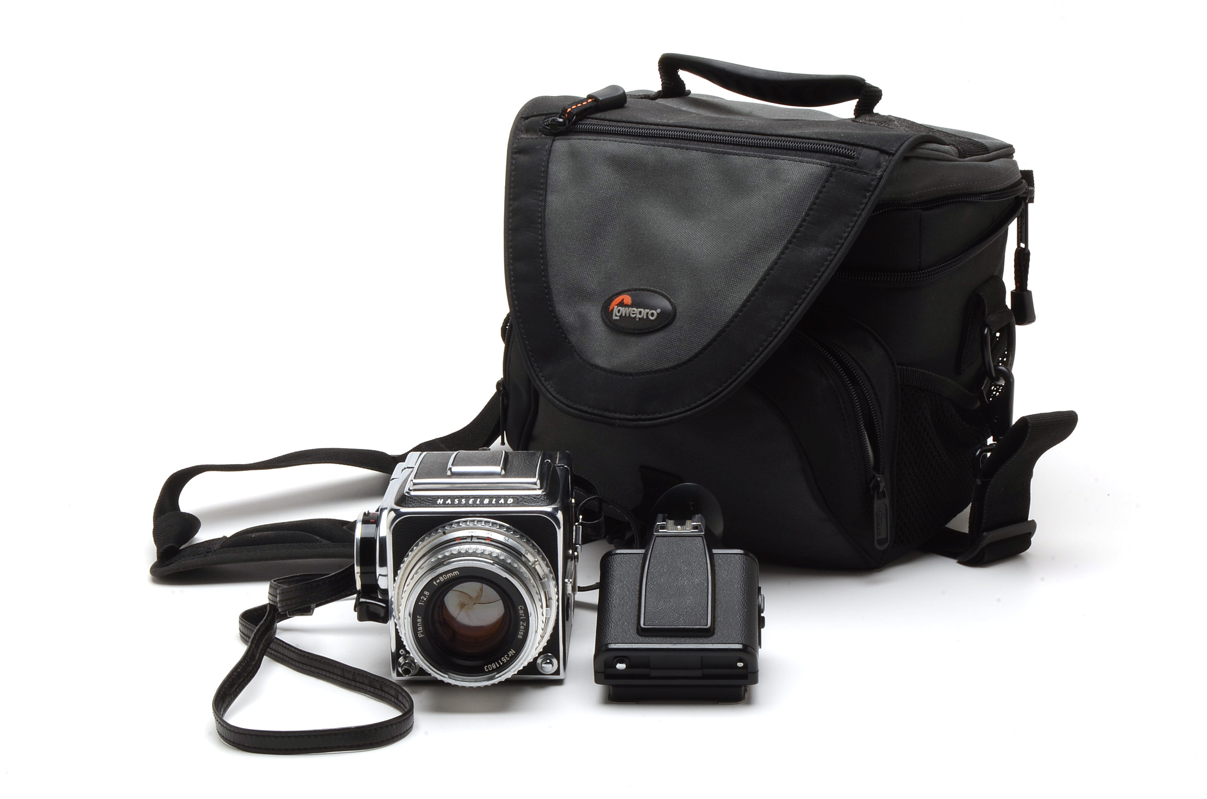 Hasselblad 500C SLR, 80MM lens, Viewfinder and Camera Bag EBTH