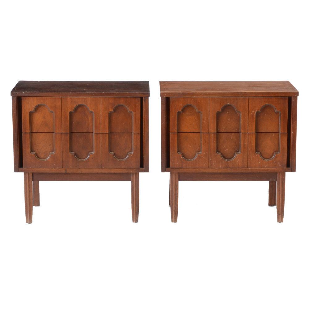 Mid Century Modern Dixie Walnut Nightstands EBTH