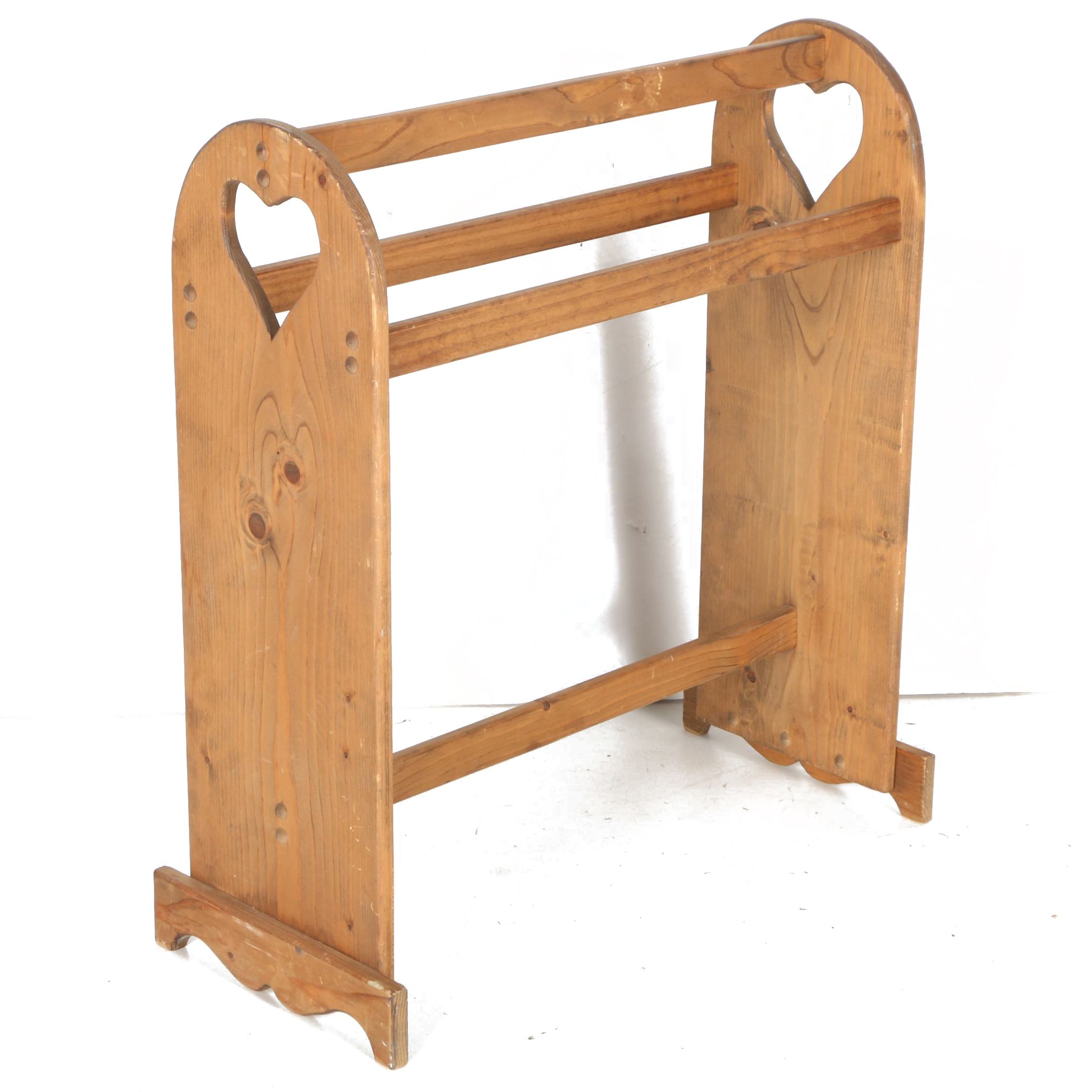 Primitive Style Pine Quilt Rack With HeartShaped Cutouts EBTH