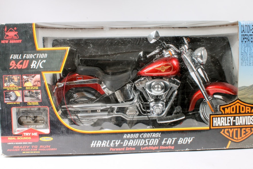 Remote Control Harley Davidson Fat Boy Toy Motorcycle by Remote Control Harley Davidson Fat Boy Toy Motorcycle by