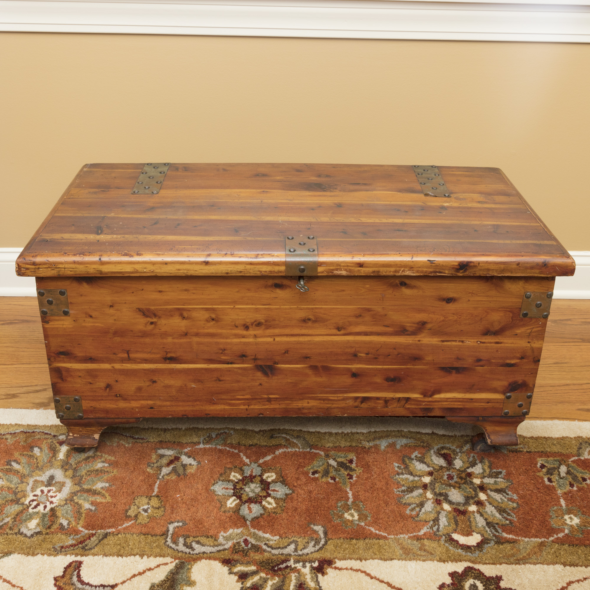 Rustic Cedar Chest EBTH