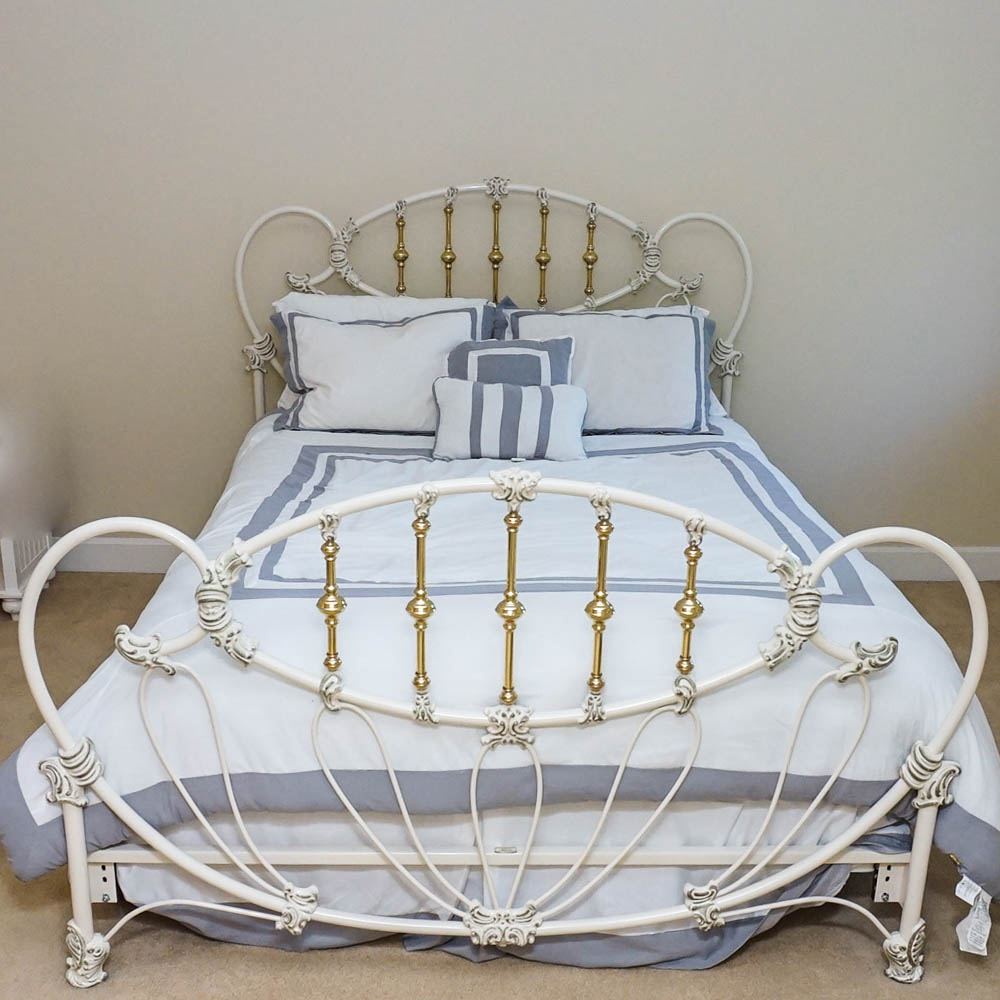 White Iron And Brass Victorian Style Bed By Elliot's Design | EBTH