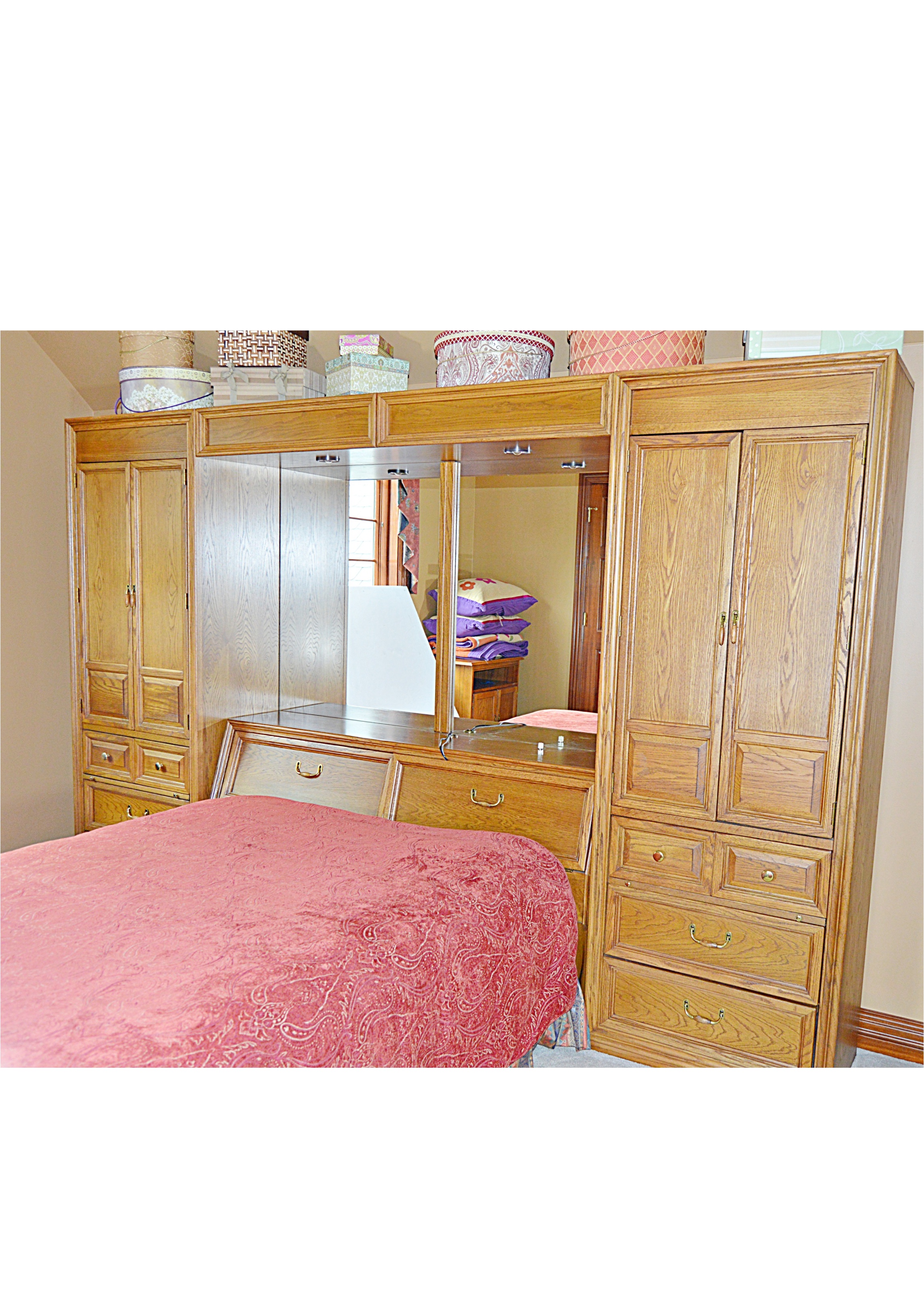 Stanley Oak Pier and Queen Storage Bed Headboard EBTH