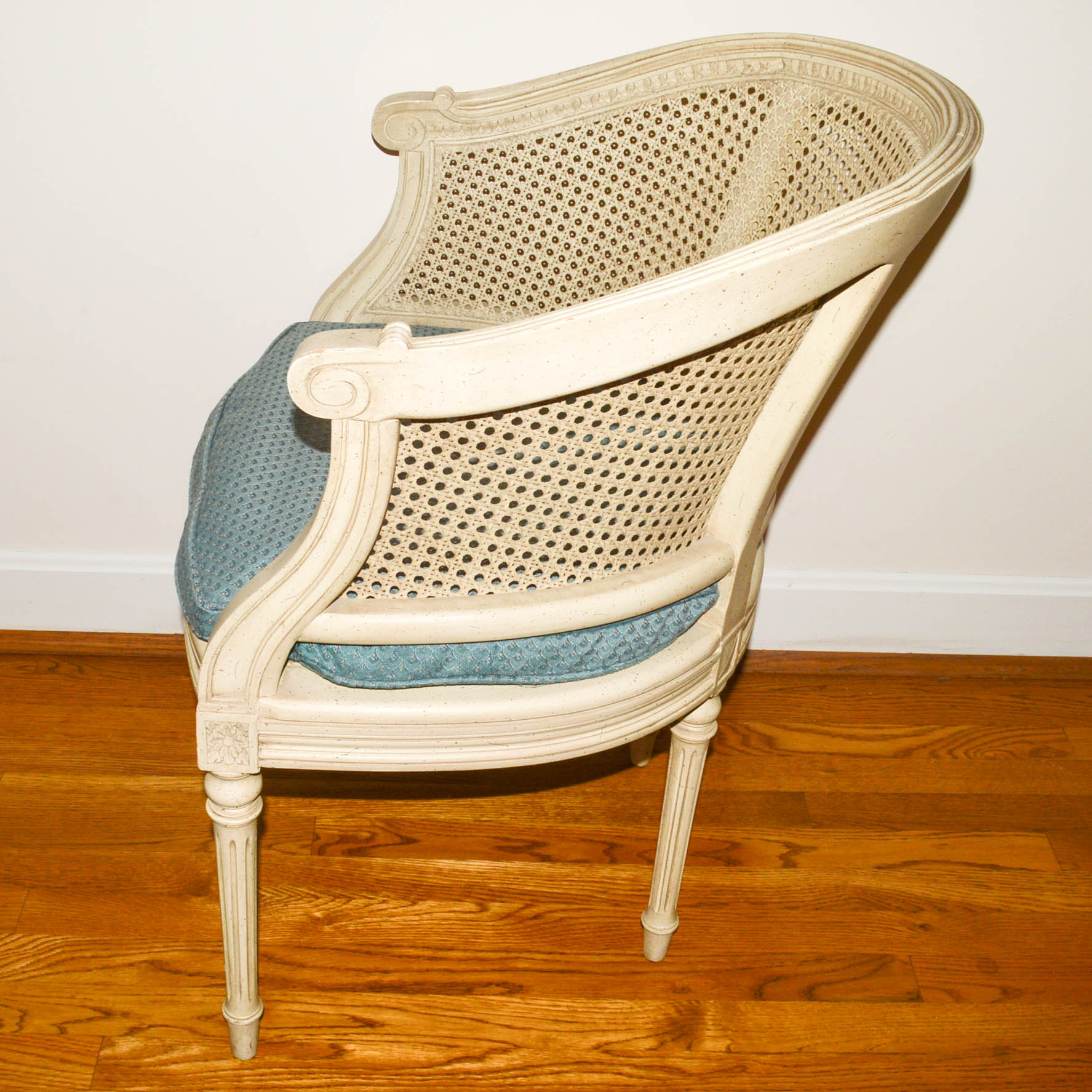 Pair of Vintage Federal Style Caned Chairs EBTH