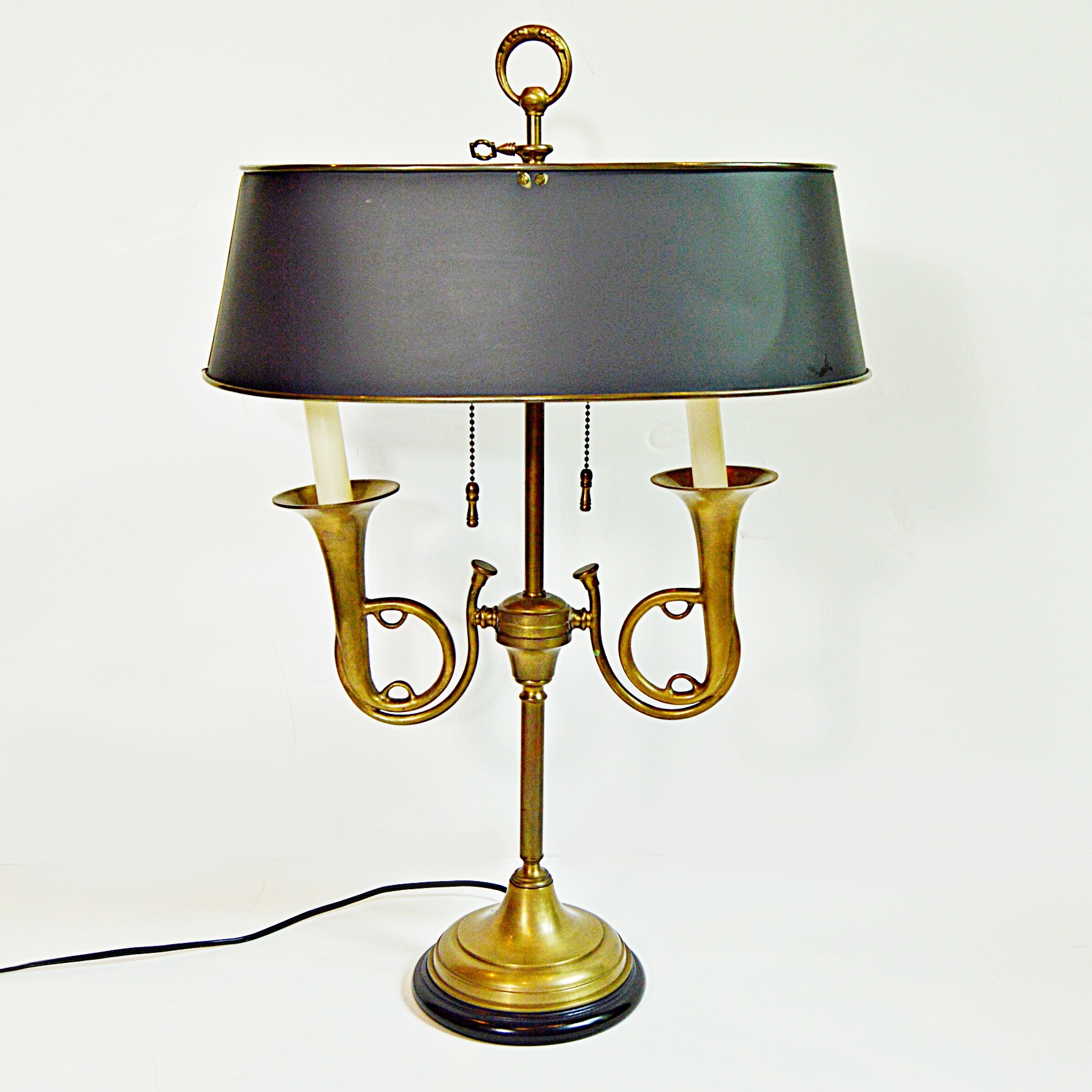 Traditional Brass Table Lamp with Bugles EBTH
