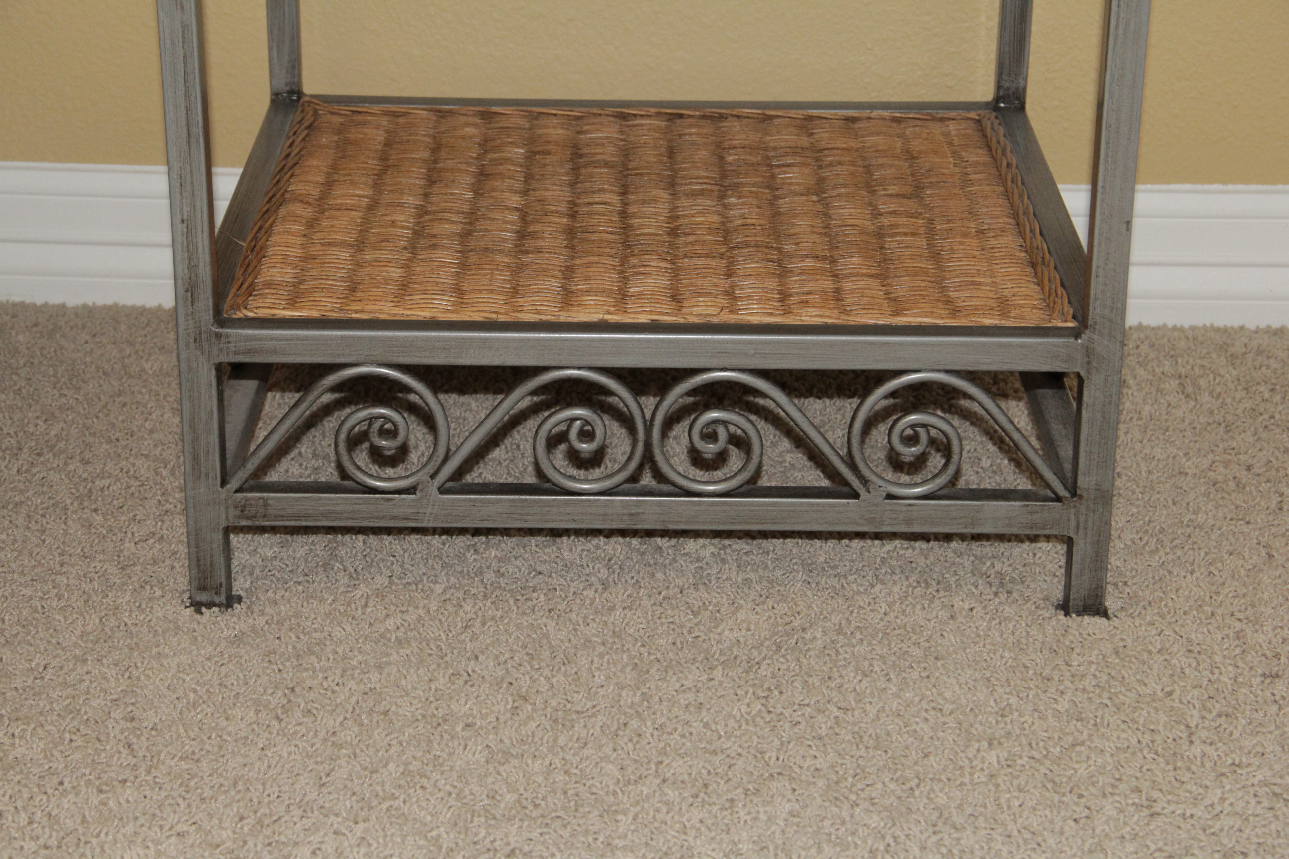 Wicker Bedroom Set Featuring Queen Bed Frame by Pier 1 Imports EBTH