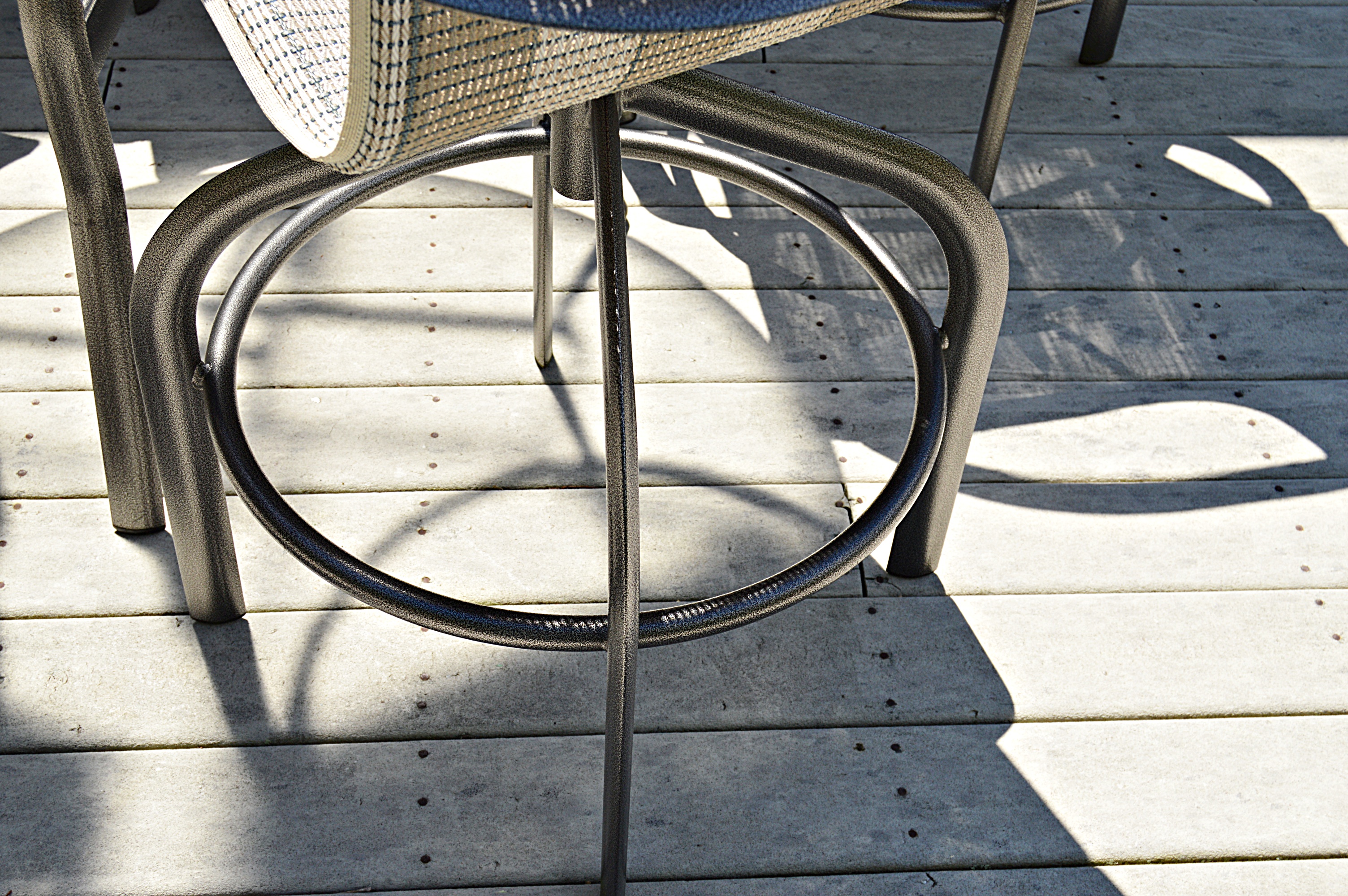 Homecrest Patio Table and Five Chairs EBTH