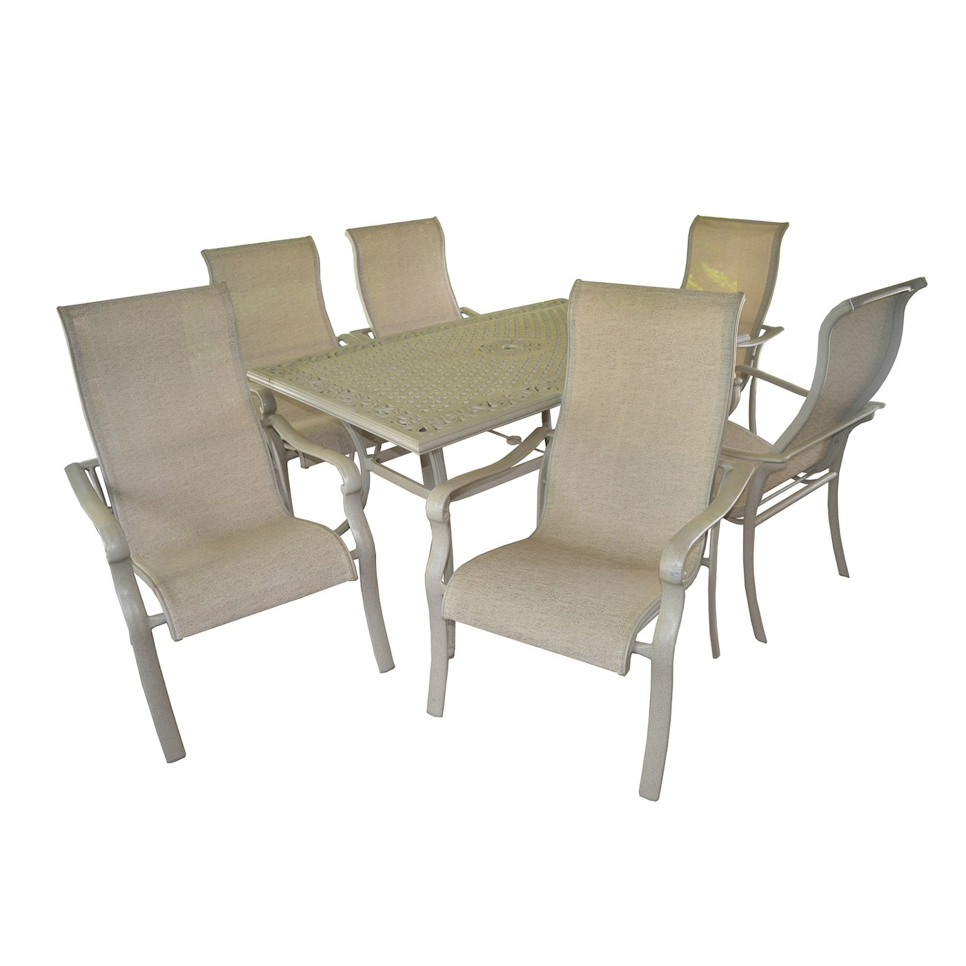 Garden Treasures Classics Patio Furniture Set | EBTH