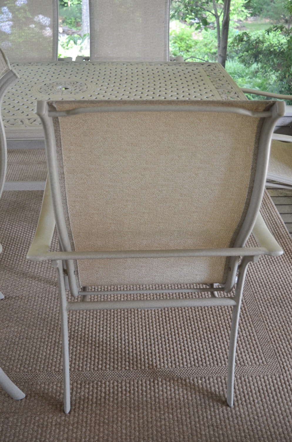 Garden Treasures Classics Patio Furniture Set | EBTH