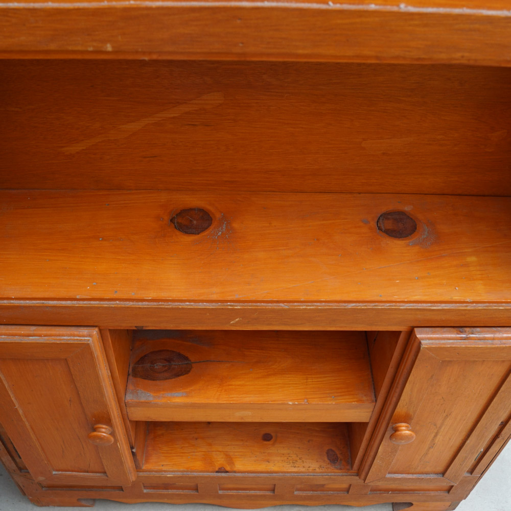 Vintage Knotty Pine EBTH