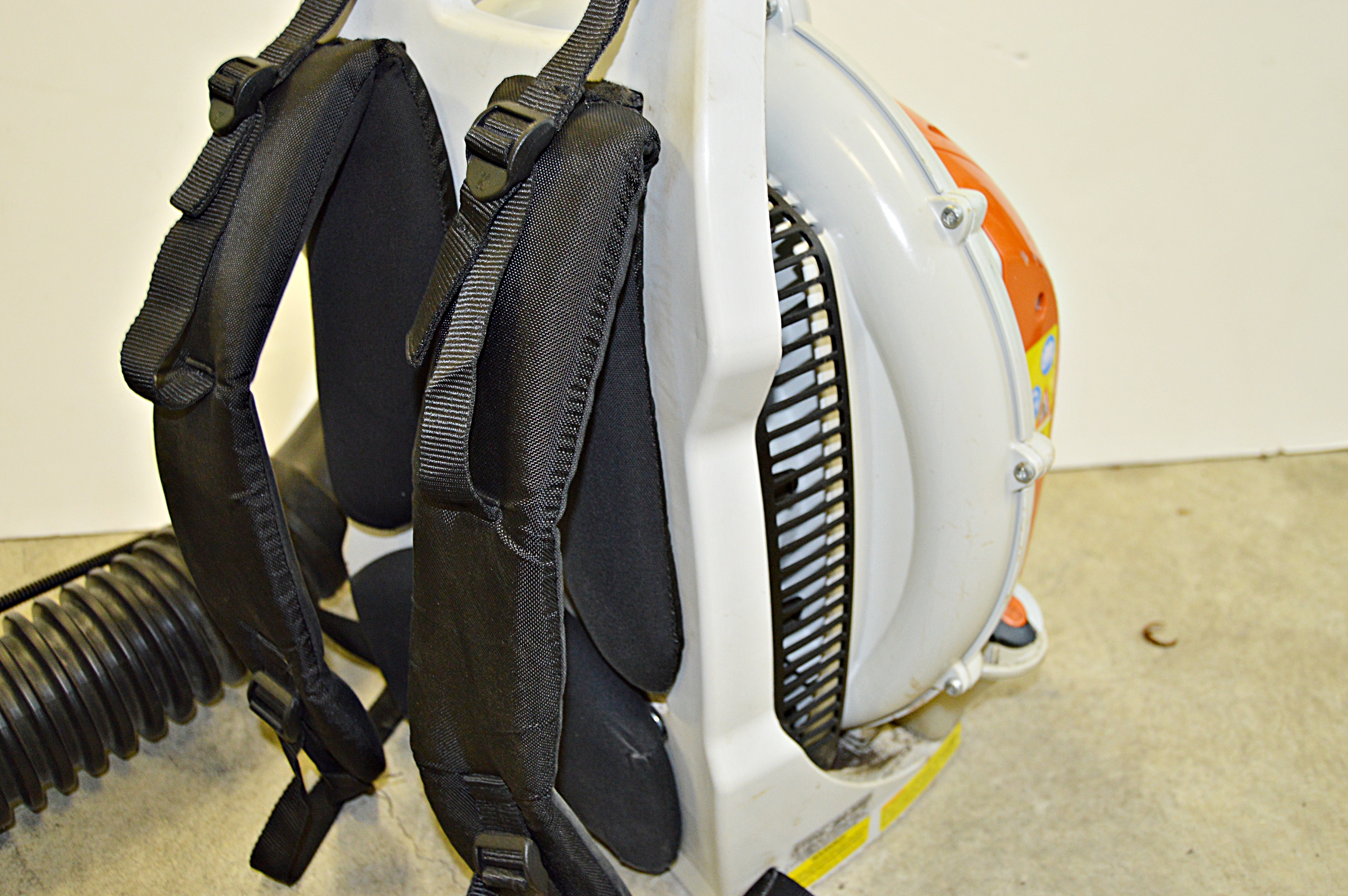 Stihl BR 550 4-Mix Gas-Powered Backpack Blower | EBTH