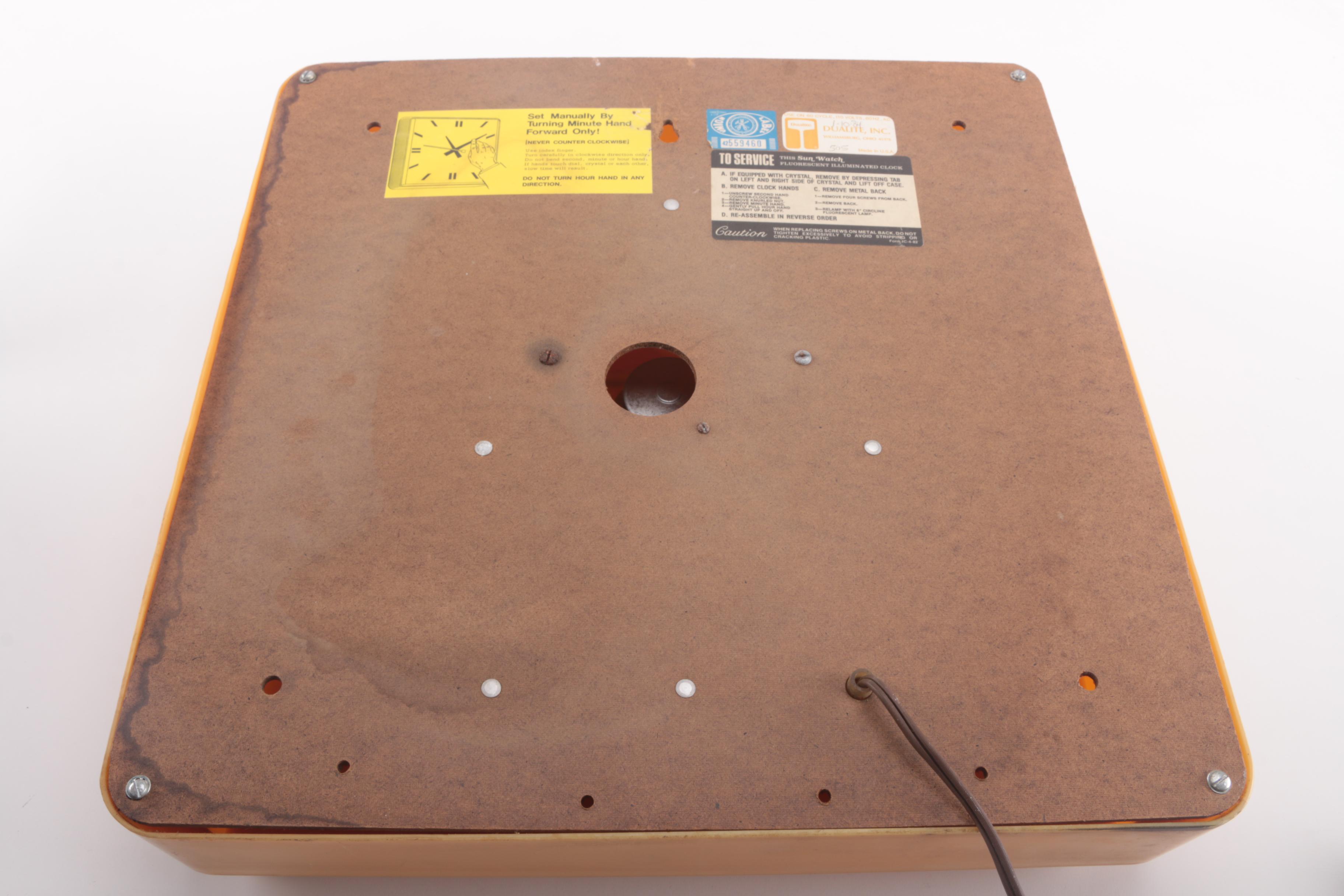 Dayton Plastic Wall Clock EBTH