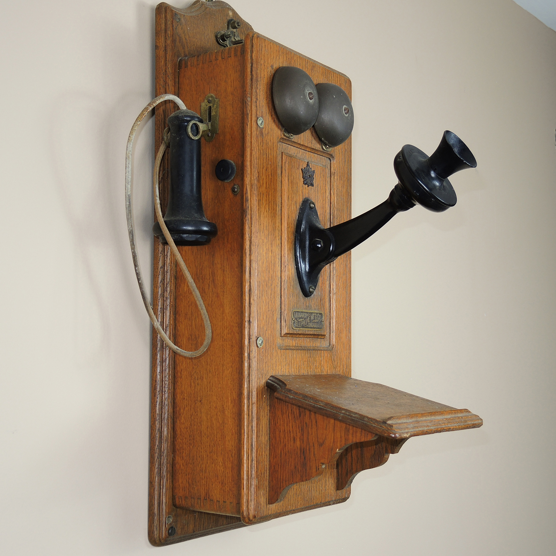 Antique Monarch Oak Wall Crank Telephone EBTH