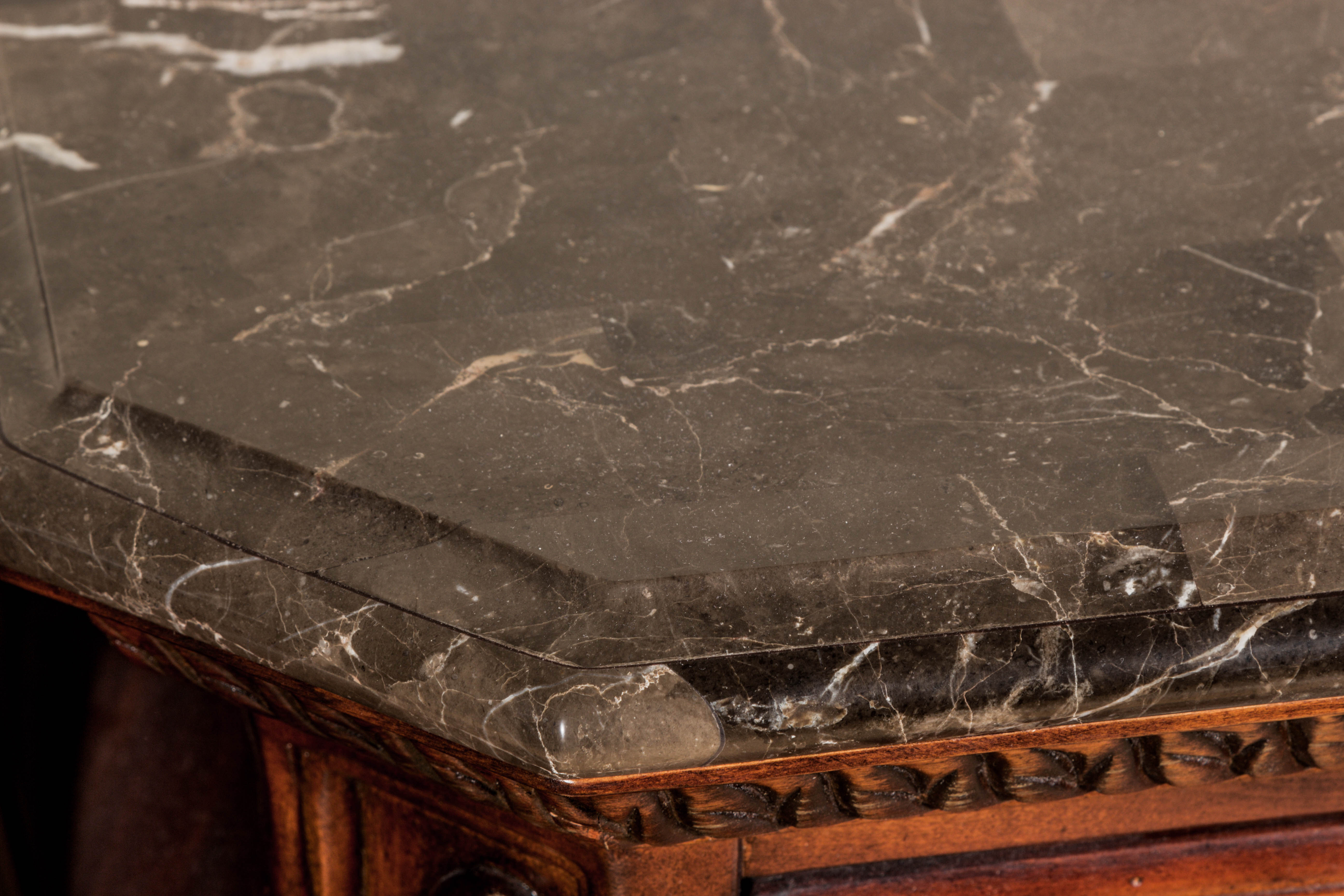 Pair of Rococo Style Nightstands by Wynwood Furniture EBTH