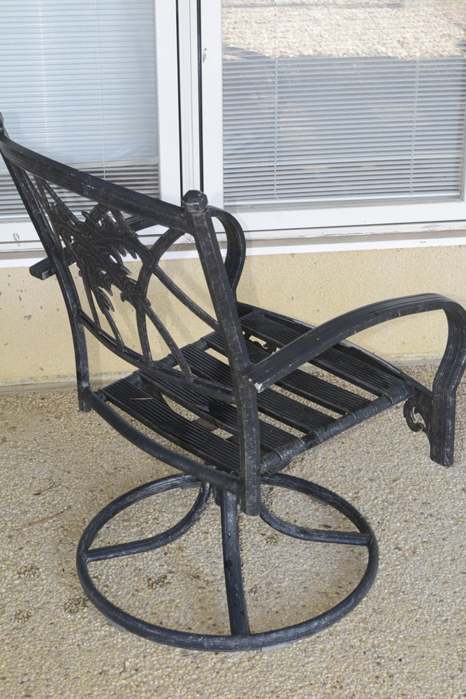 Pair of Black Patio Chairs EBTH