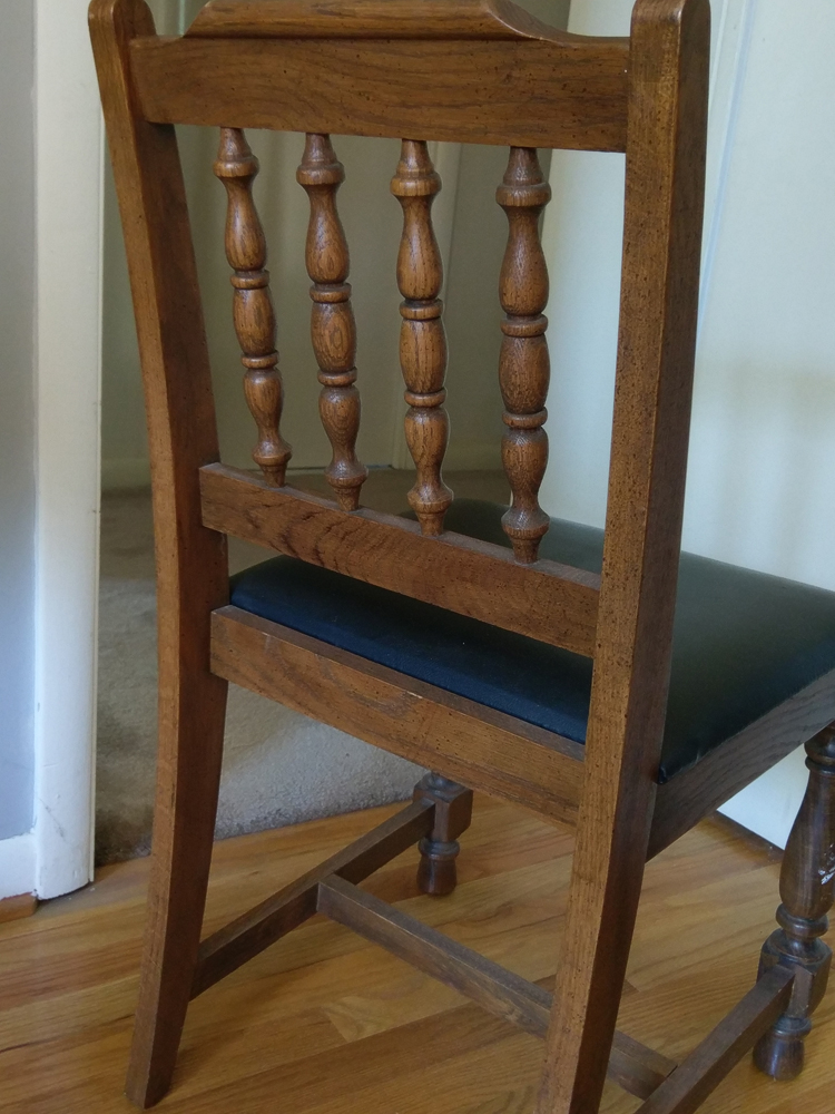"Ship Ahoy" Desk and Hutch by YoungHinkle With Oak Chair EBTH