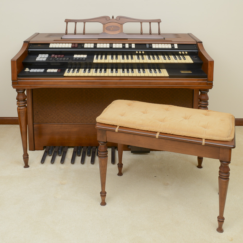 Wurlitzer organ model 625 circa 1977