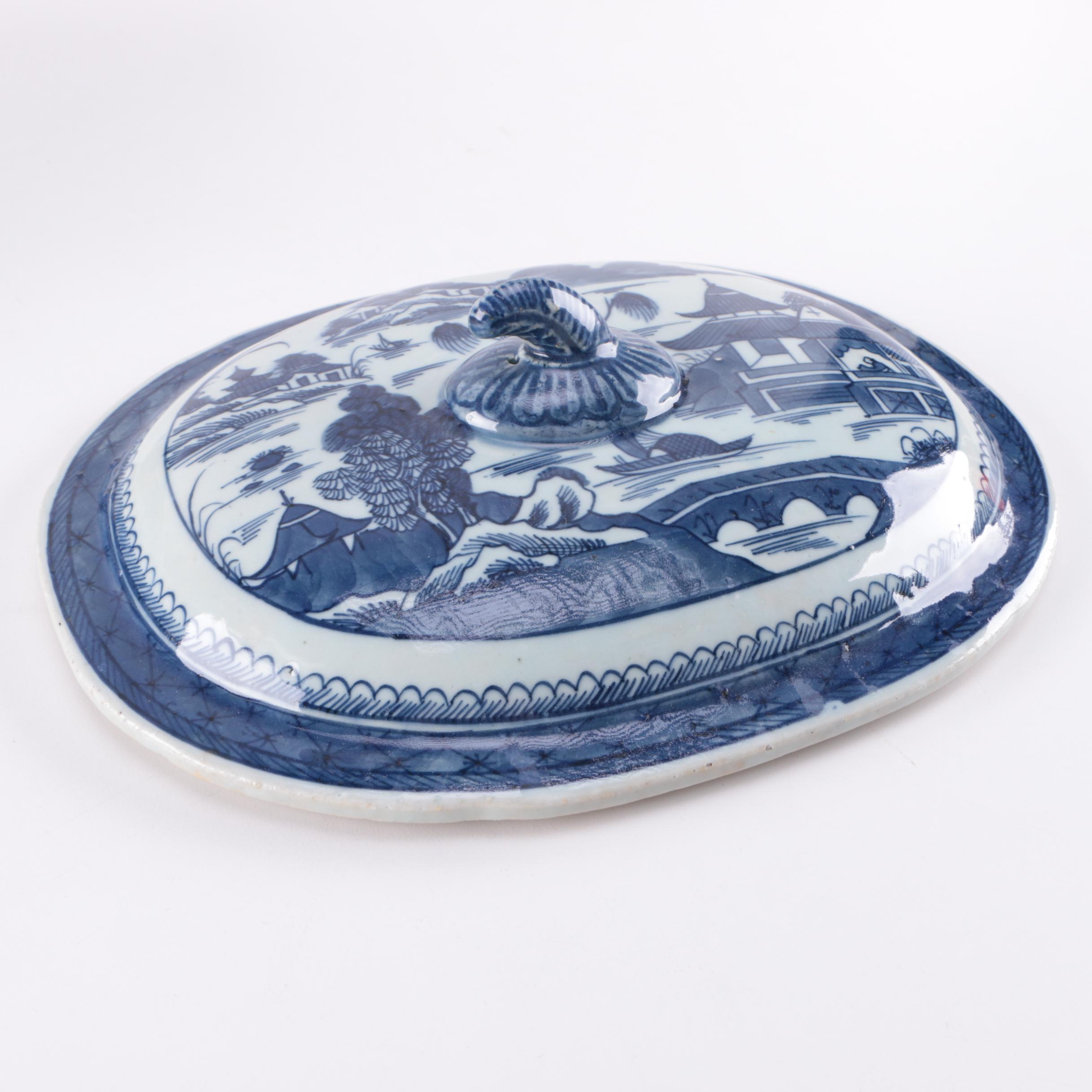 Canton Style Blue Boars Head Soup Tureen EBTH