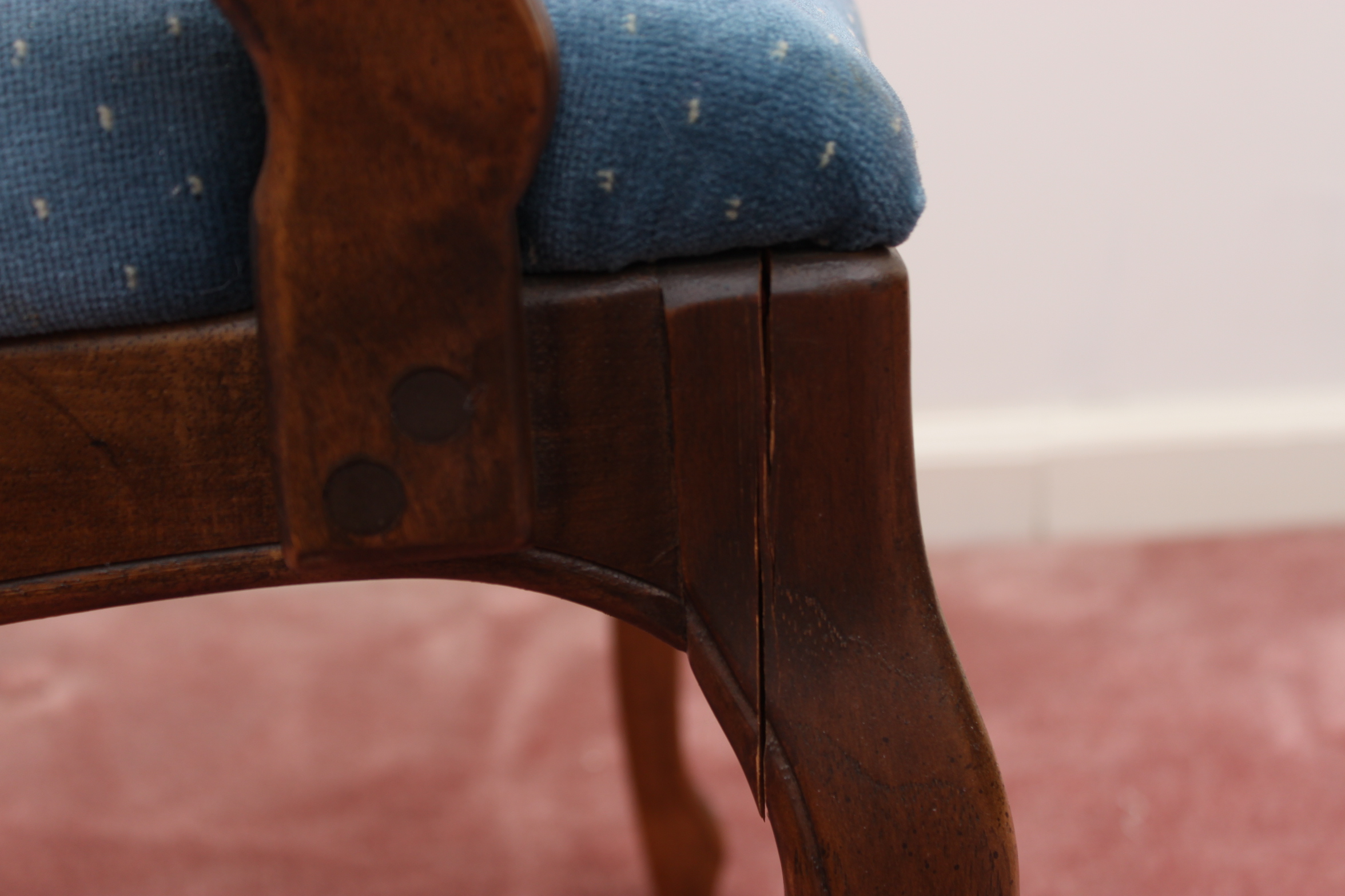 Vintage French Provincial Style Dining Set by Thomasville EBTH