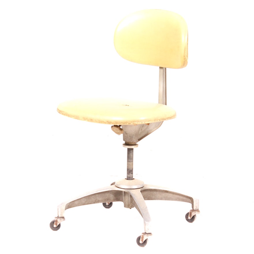Mid Century Modern Swivel Desk Chair By Shaw Walker Ebth