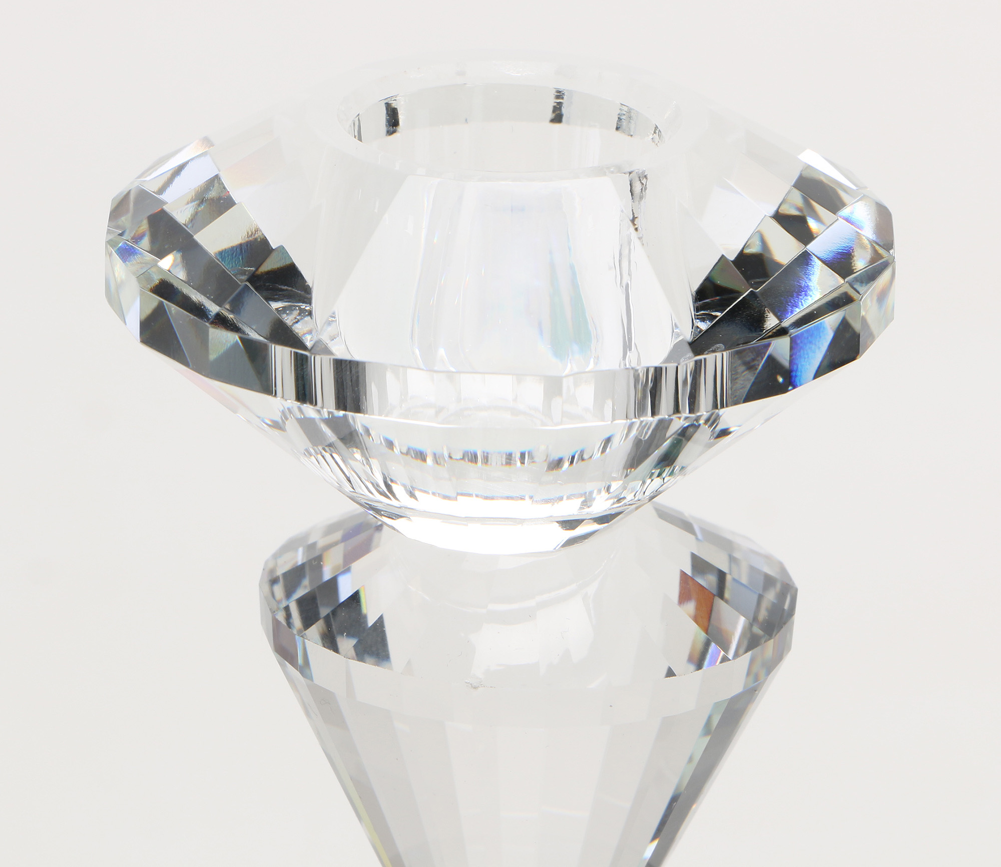 Pair of Simon Designs Crystal Tiered Candlestick Holders EBTH