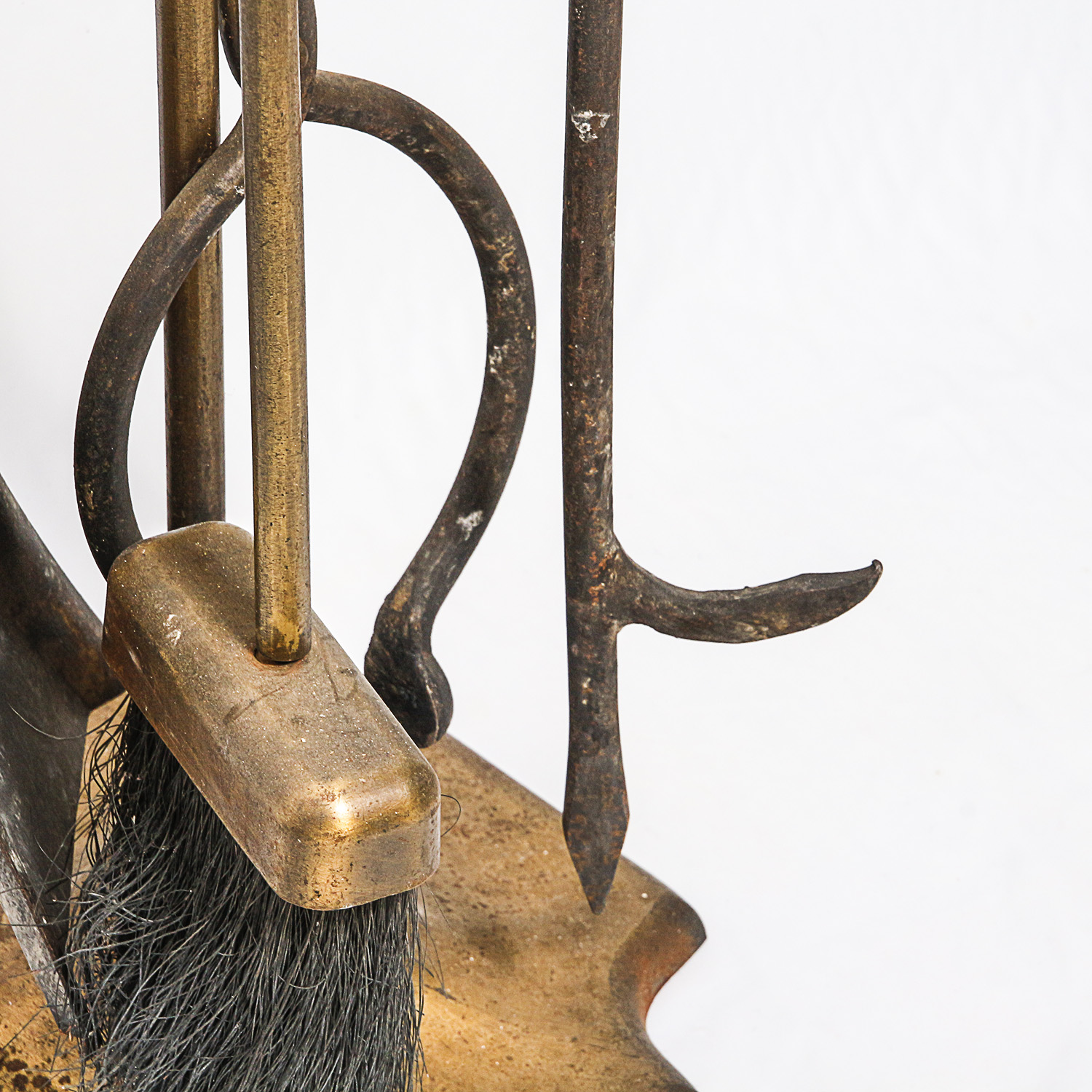 Fireplace Tools and Screen EBTH