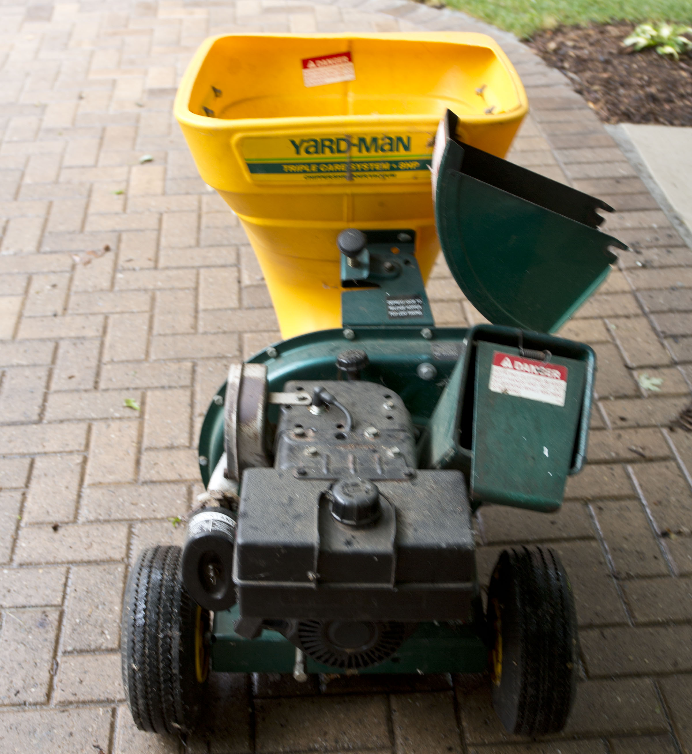 Tecumseh XL Yardman Wood Chipper EBTH