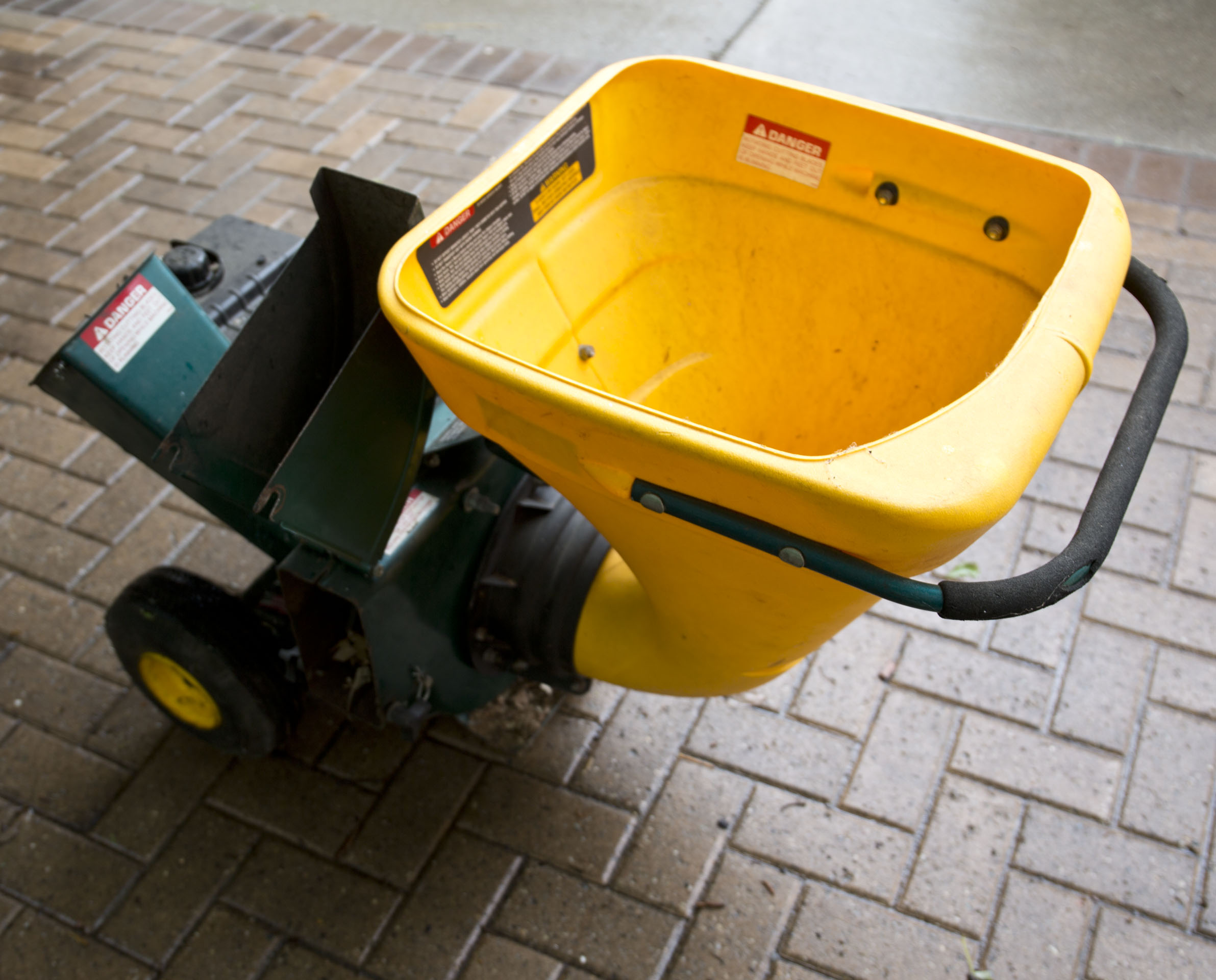 Tecumseh XL Yardman Wood Chipper EBTH