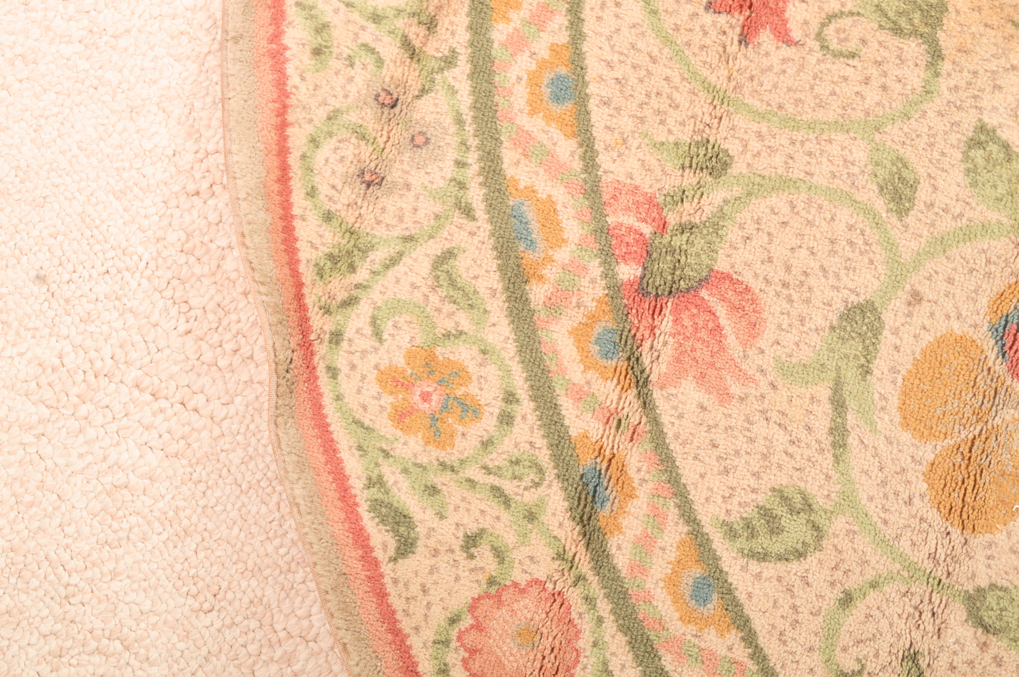 Karastan "English Garden Rajasthan Collection Round Area Rug EBTH