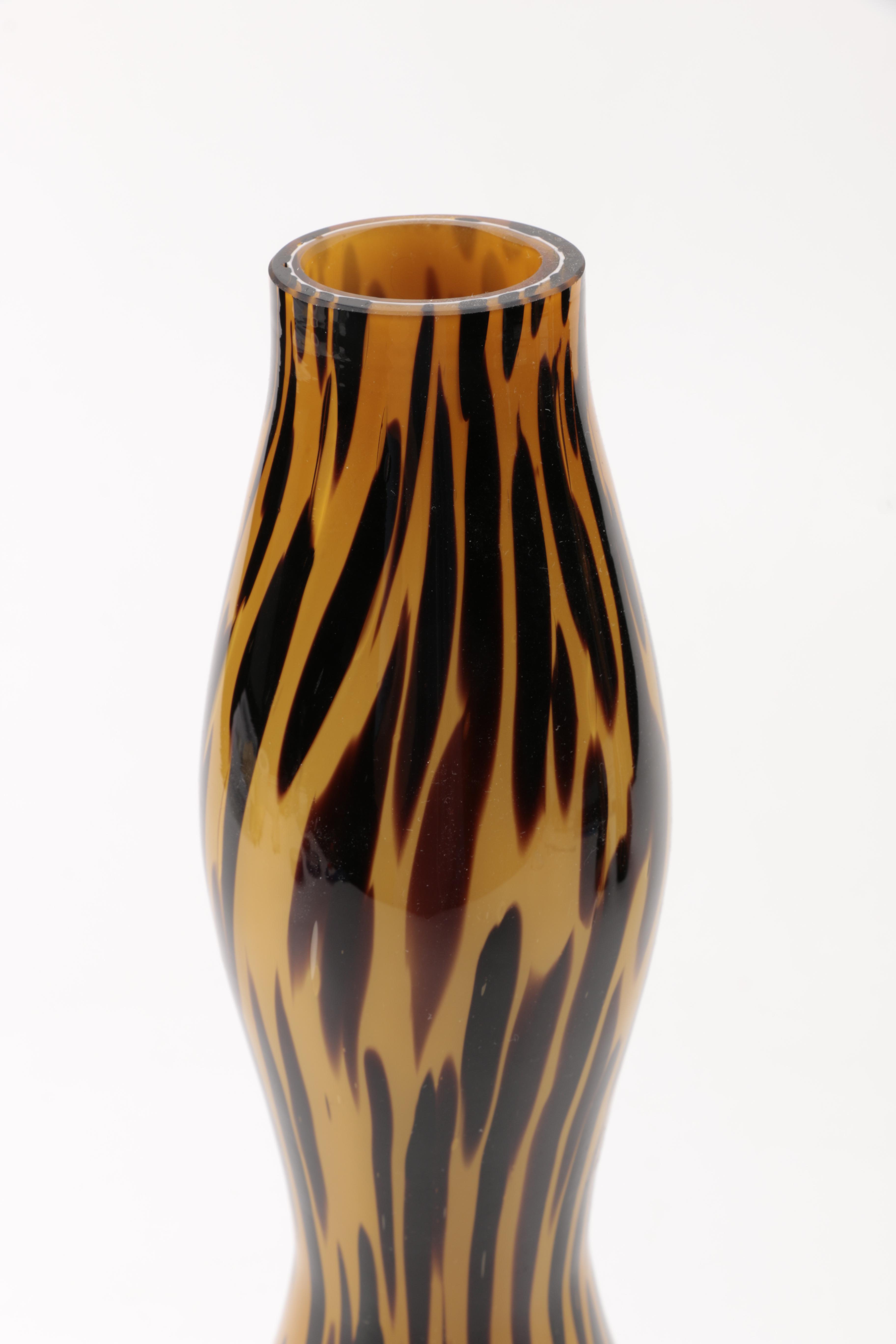 Tozai Home Art Glass Tortoise Shell Vases EBTH   1500379371895 92f868a5513d980e3123eadeaad8f6c0b869c5f50027cdb8f7dc0721f9c731e7.JPG