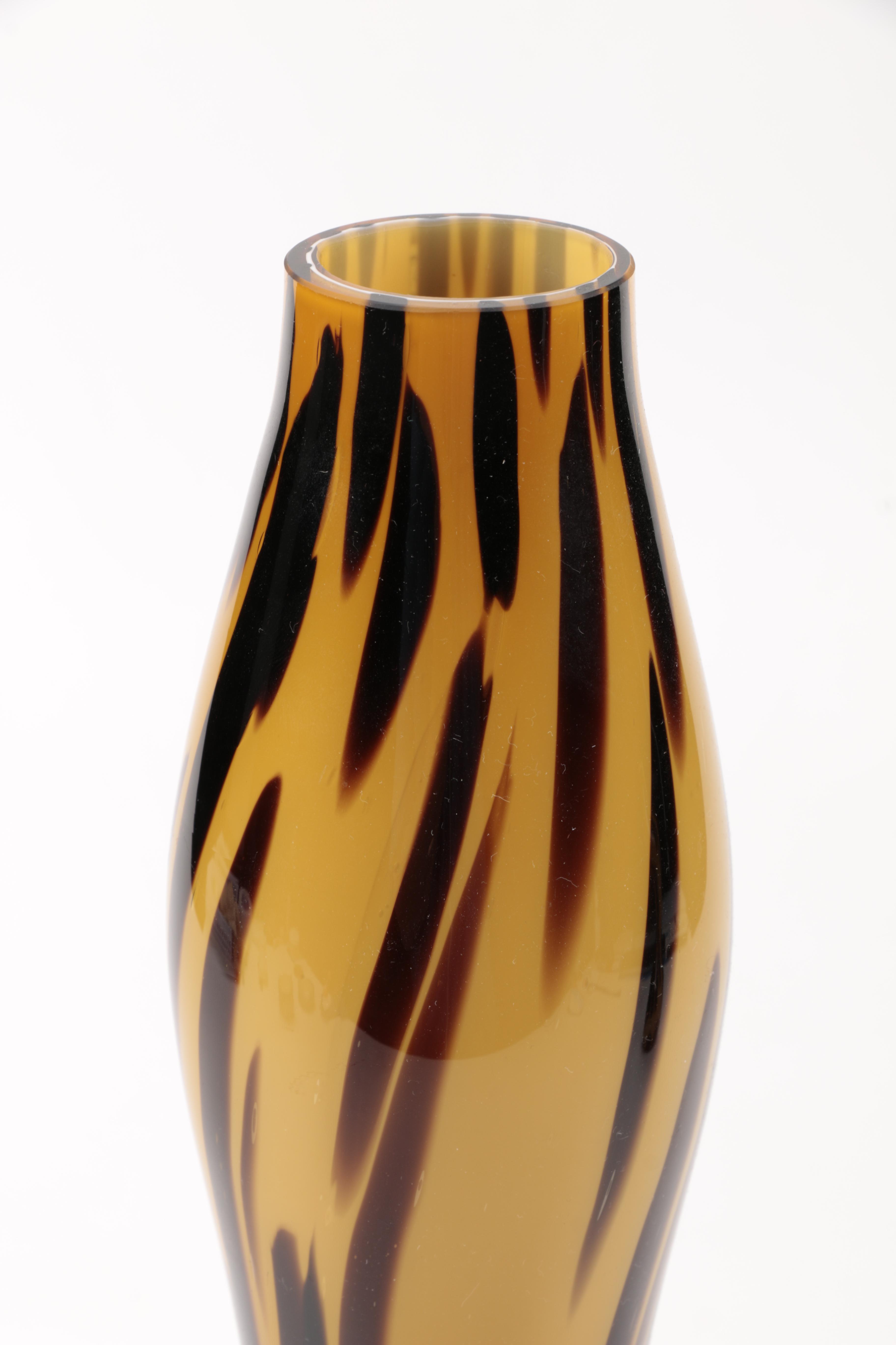 Tozai Home Art Glass Tortoise Shell Vases EBTH   1500379414109 Ad9e14e9a36f94a54203d067f5baff68e09fc37a1669f2efa0801afc3fef1b26.JPG