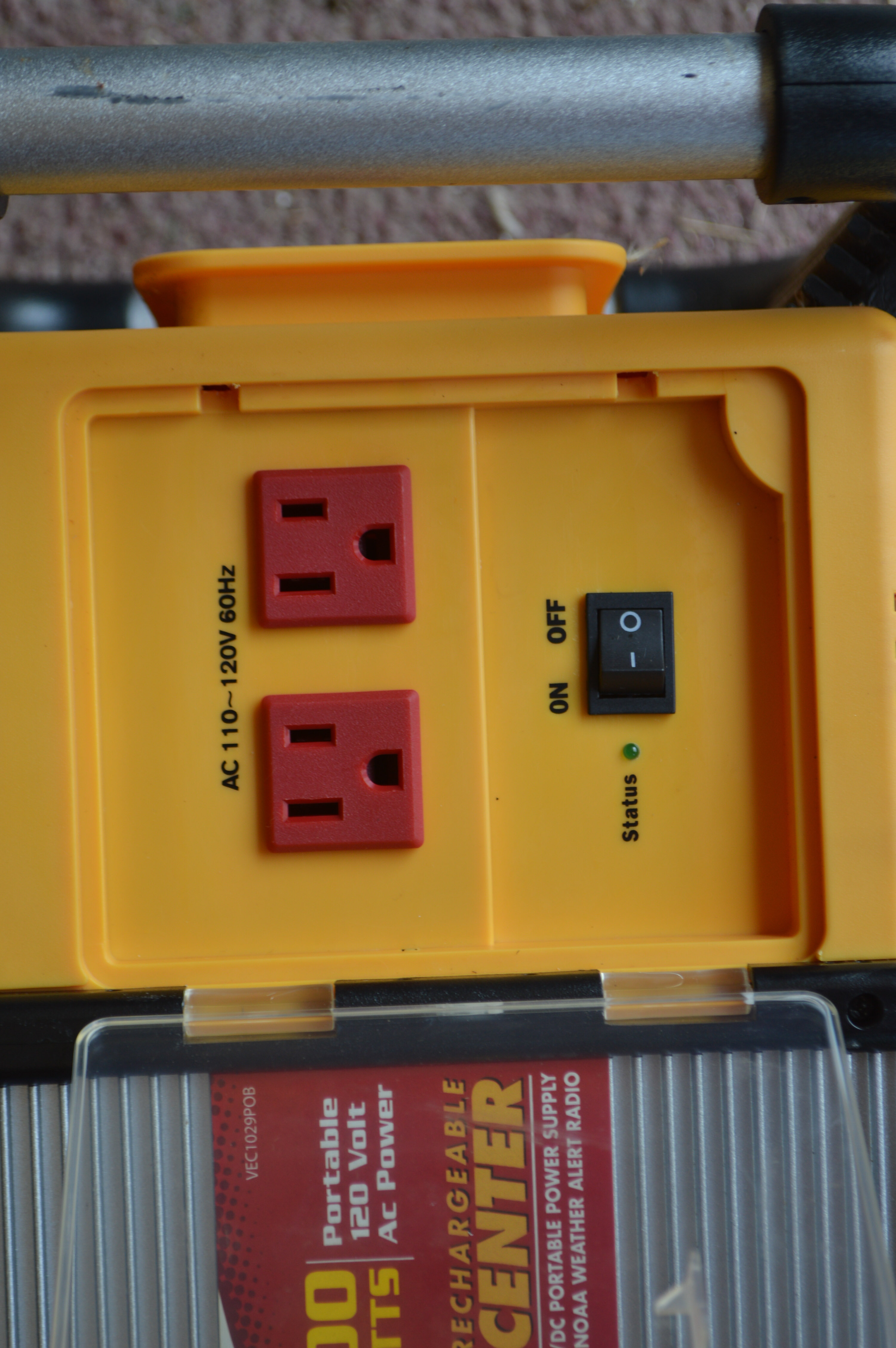 Power on Board 400 Watts Rechargeable Power Center EBTH