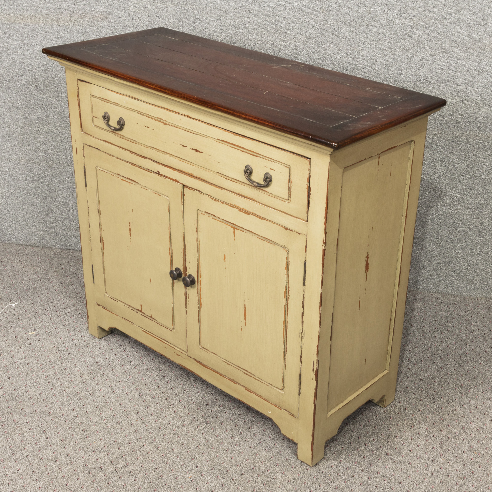 Cottage Style Cabinet | EBTH