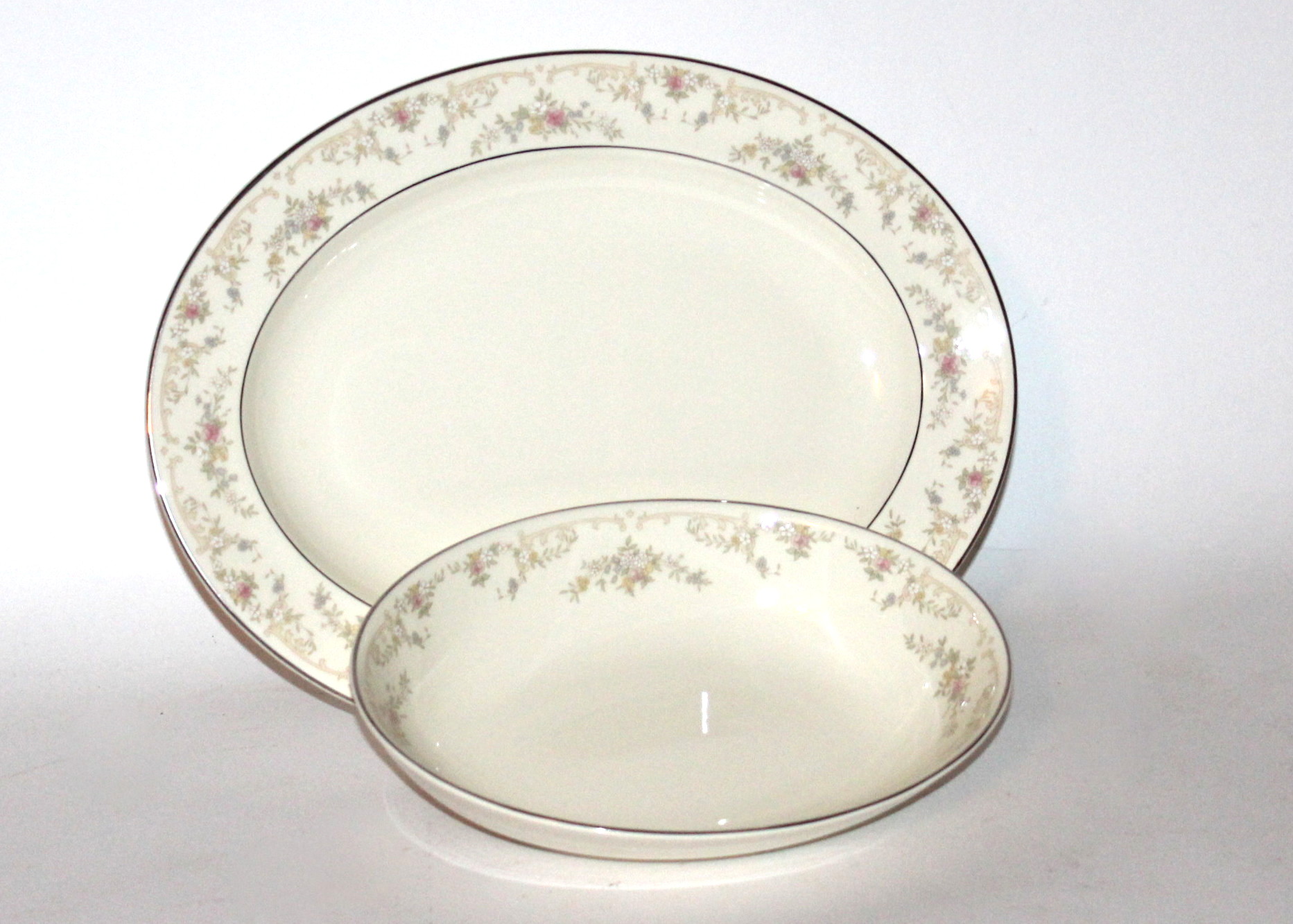 Royal Doulton "Diana" China Service for Twelve EBTH