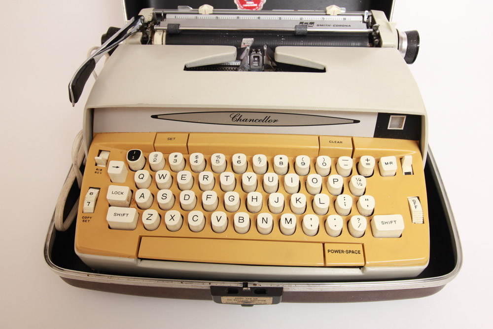 SmithCorona "Chancellor" Electric Typewriter EBTH