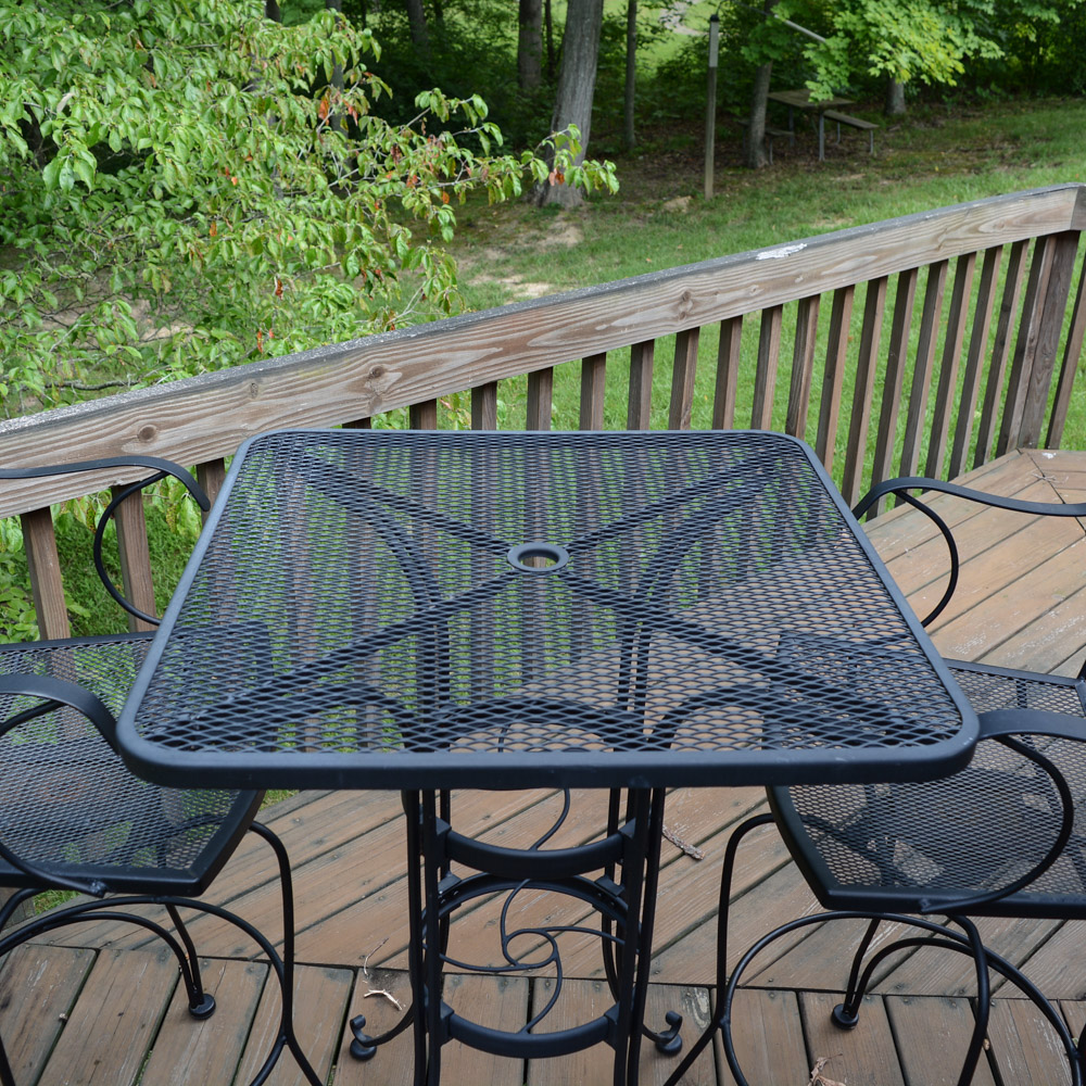 Metal Patio High Top Table and Chairs EBTH