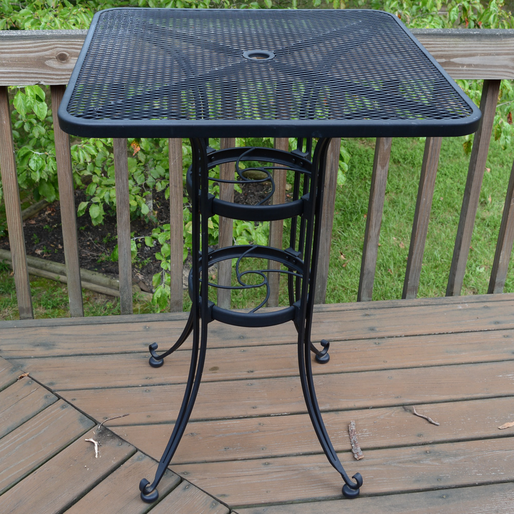 Metal Patio High Top Table and Chairs EBTH