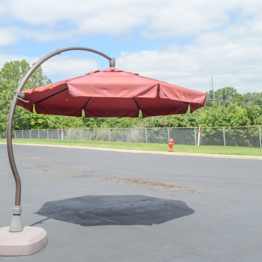 Frontgate Side Mount Patio Umbrella Ebth