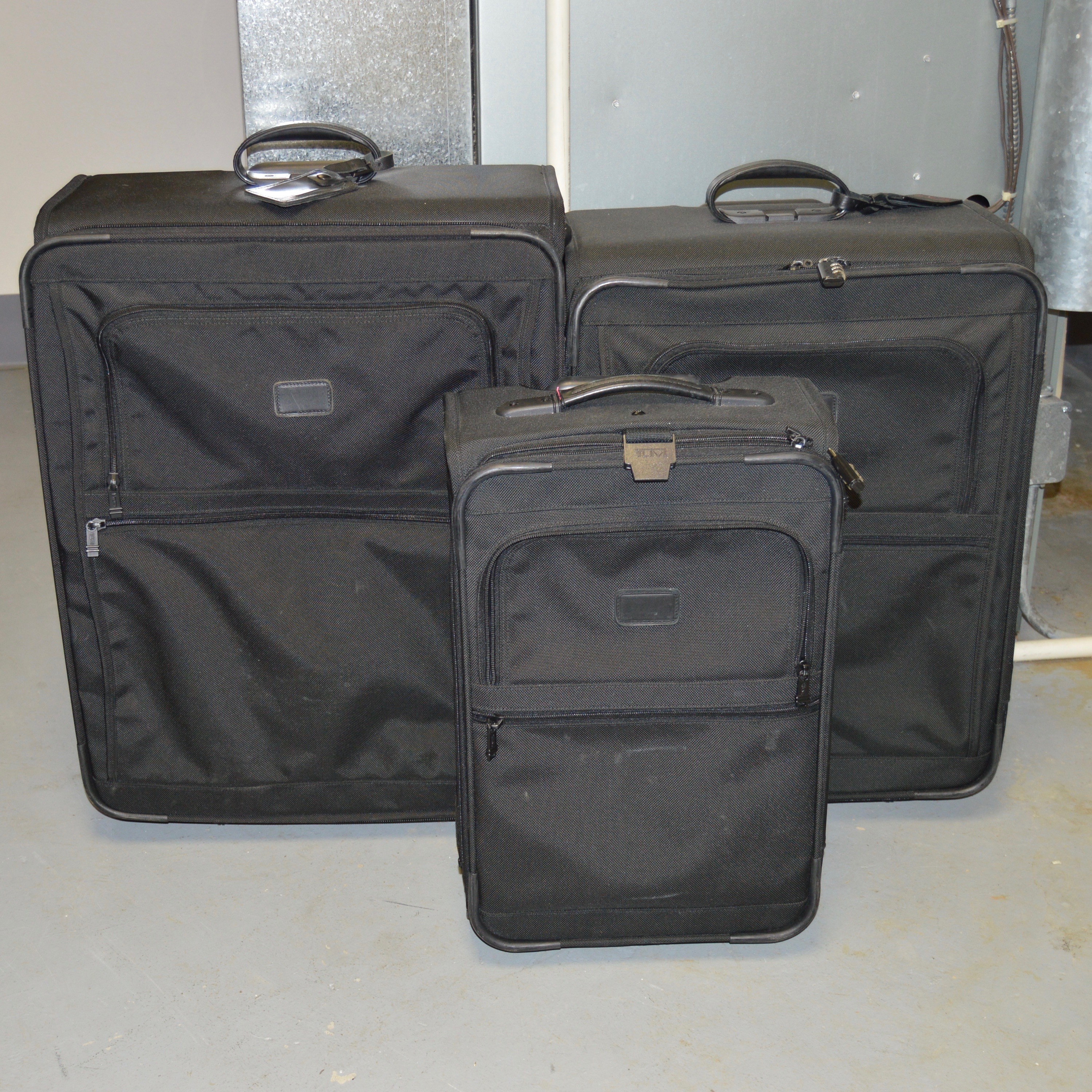 tumi 3 piece luggage set