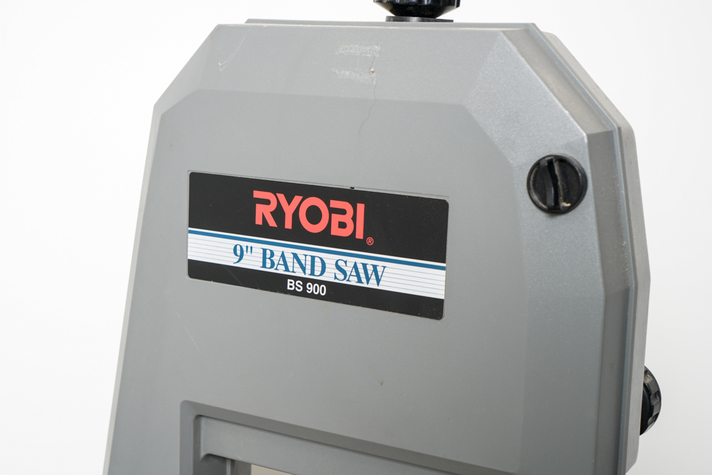 Ryobi BS900 9" Bench Top TwoWheel Bandsaw EBTH