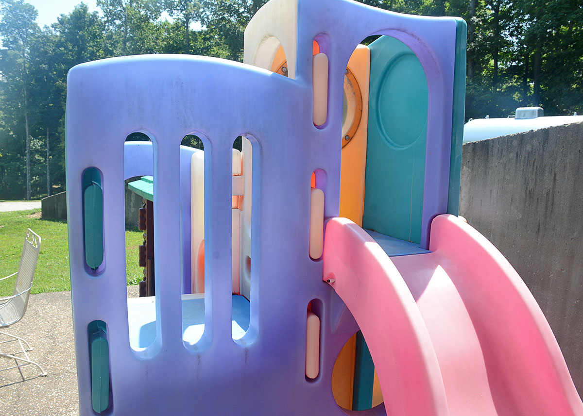 Little Tikes Outdoor Plastic Playplace EBTH