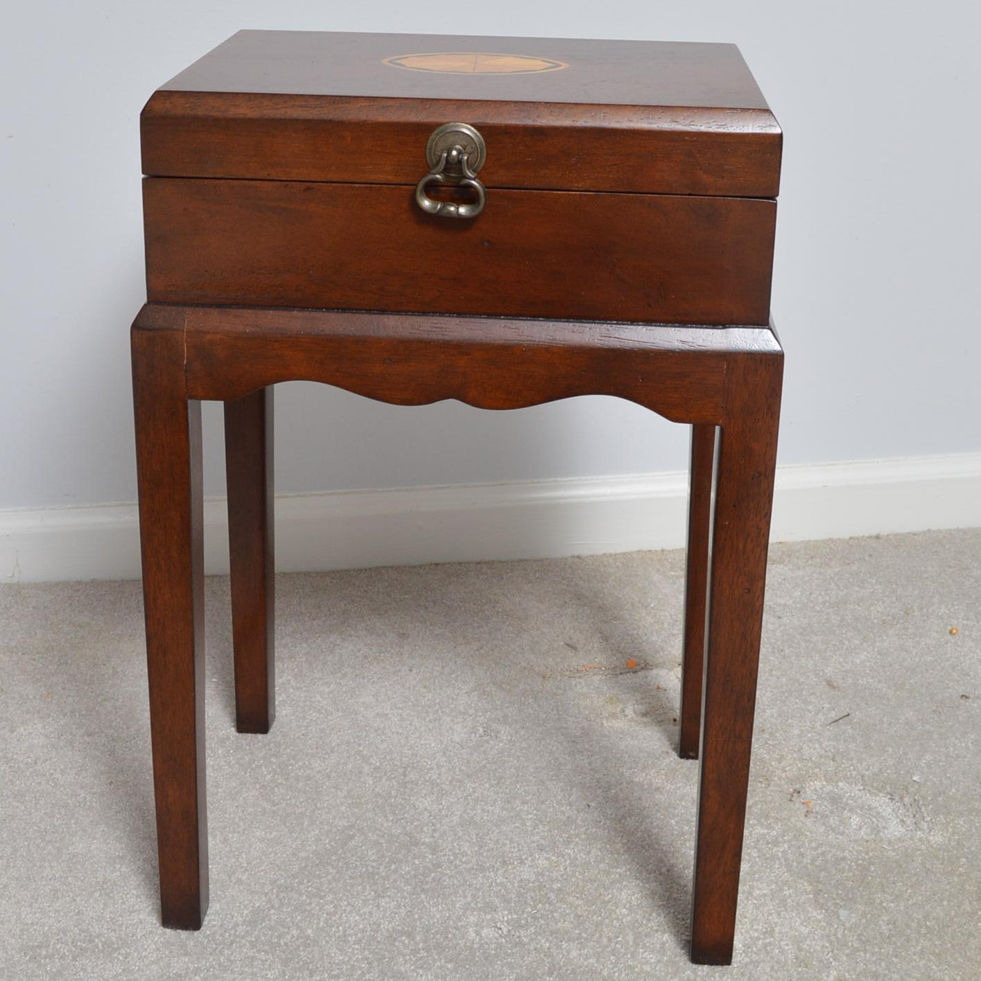 Mahogany End Table with Hinged Top by Accents Beyond EBTH
