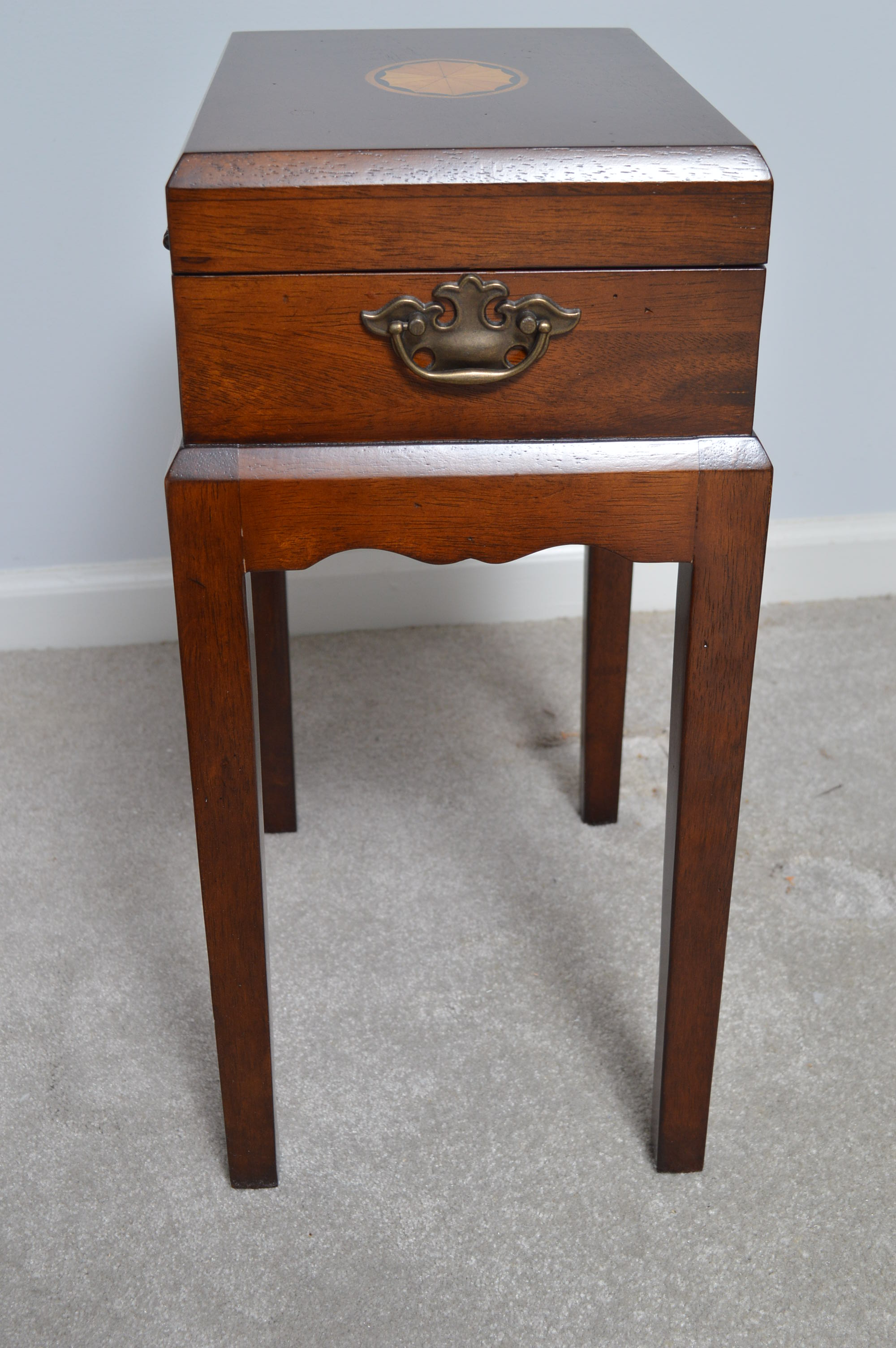 Mahogany End Table with Hinged Top by Accents Beyond EBTH